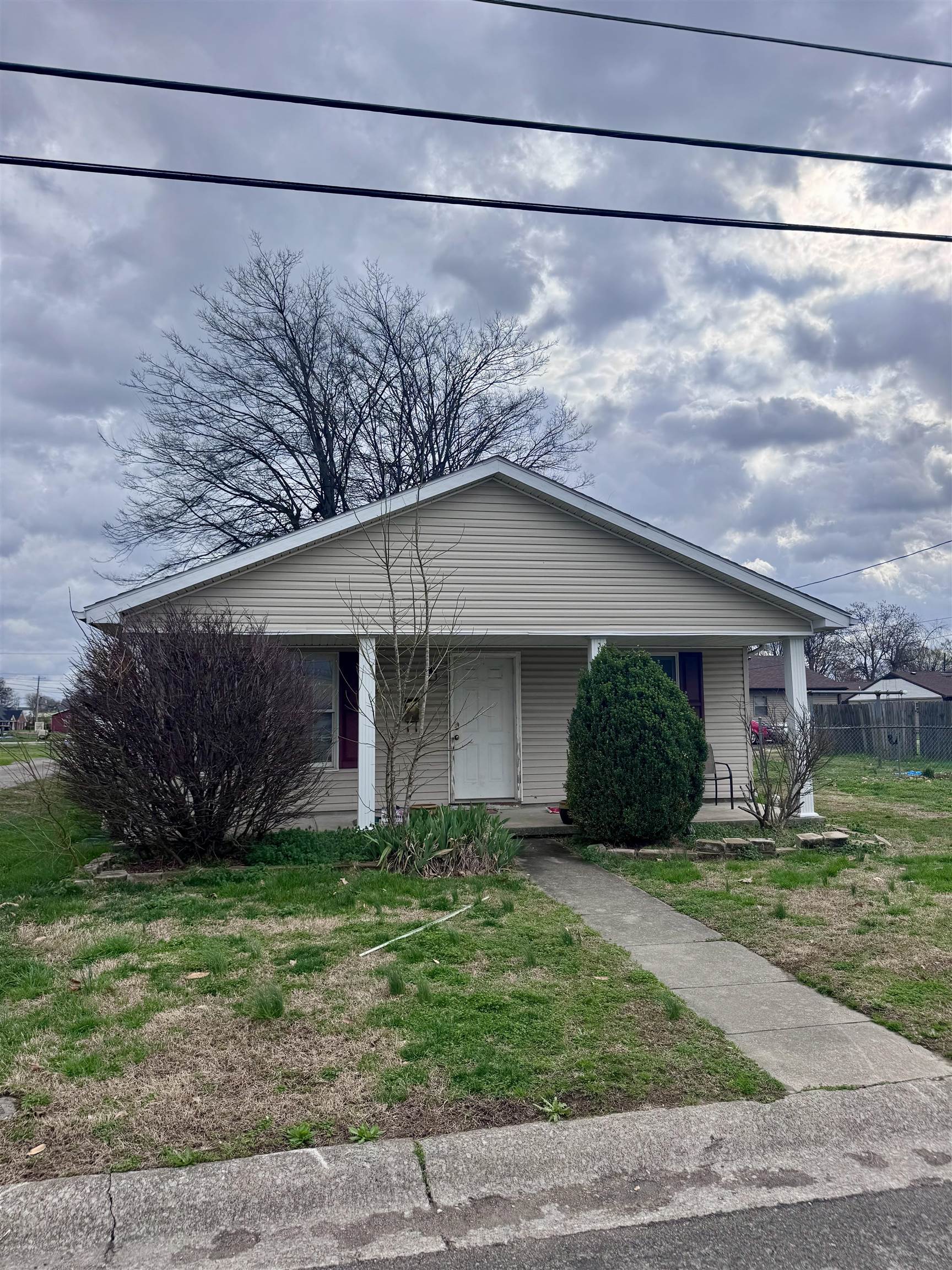 507 Orchard Street, Owensboro, Kentucky 42301, 3 Bedrooms Bedrooms, ,2 BathroomsBathrooms,Single Family Residence,For Sale,Orchard Street,94333