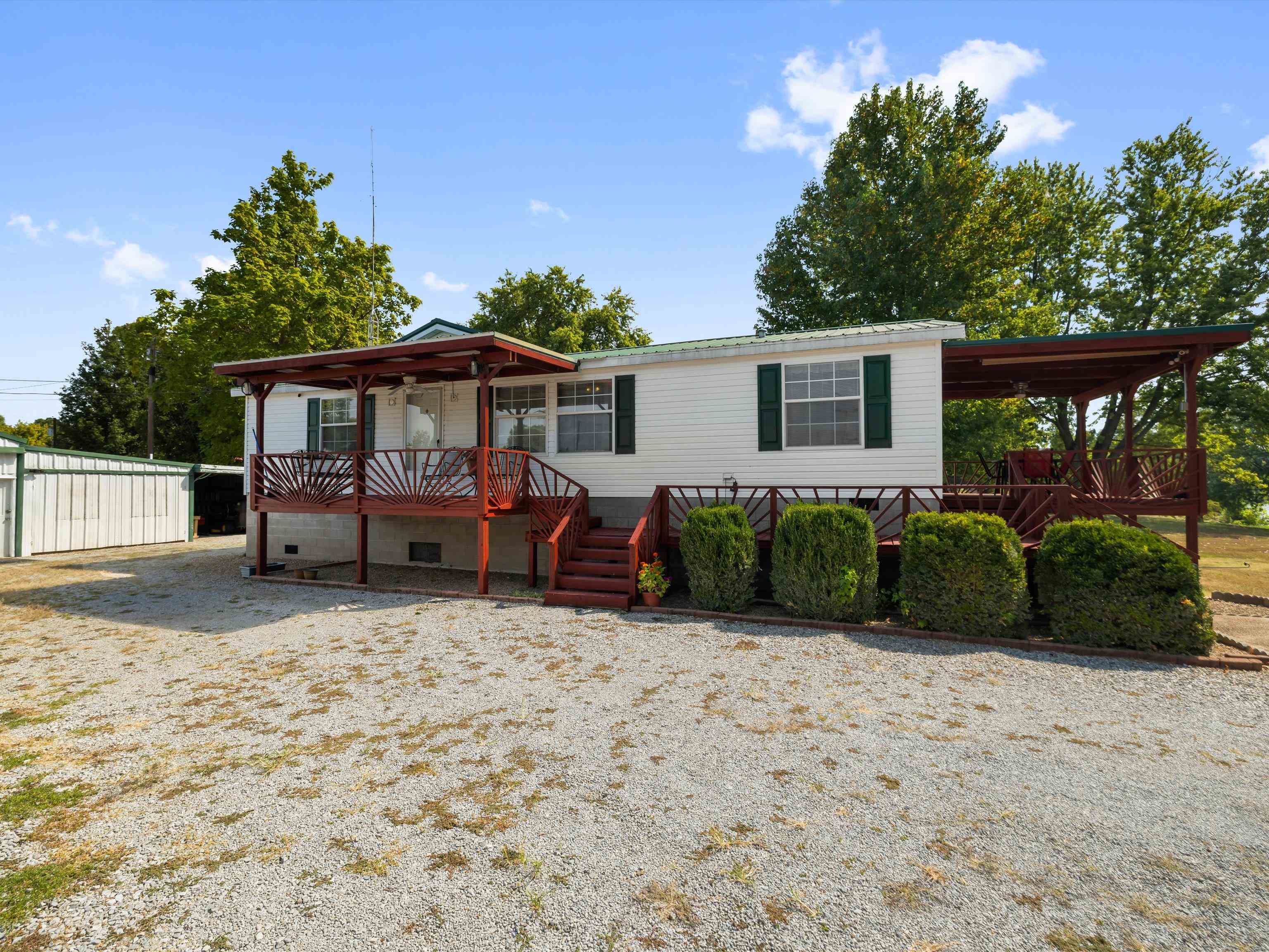 304 Duvall Ct, Livermore, Kentucky 42352, 3 Bedrooms Bedrooms, ,2 BathroomsBathrooms,Manufactured Home,For Sale,Duvall Ct,94339