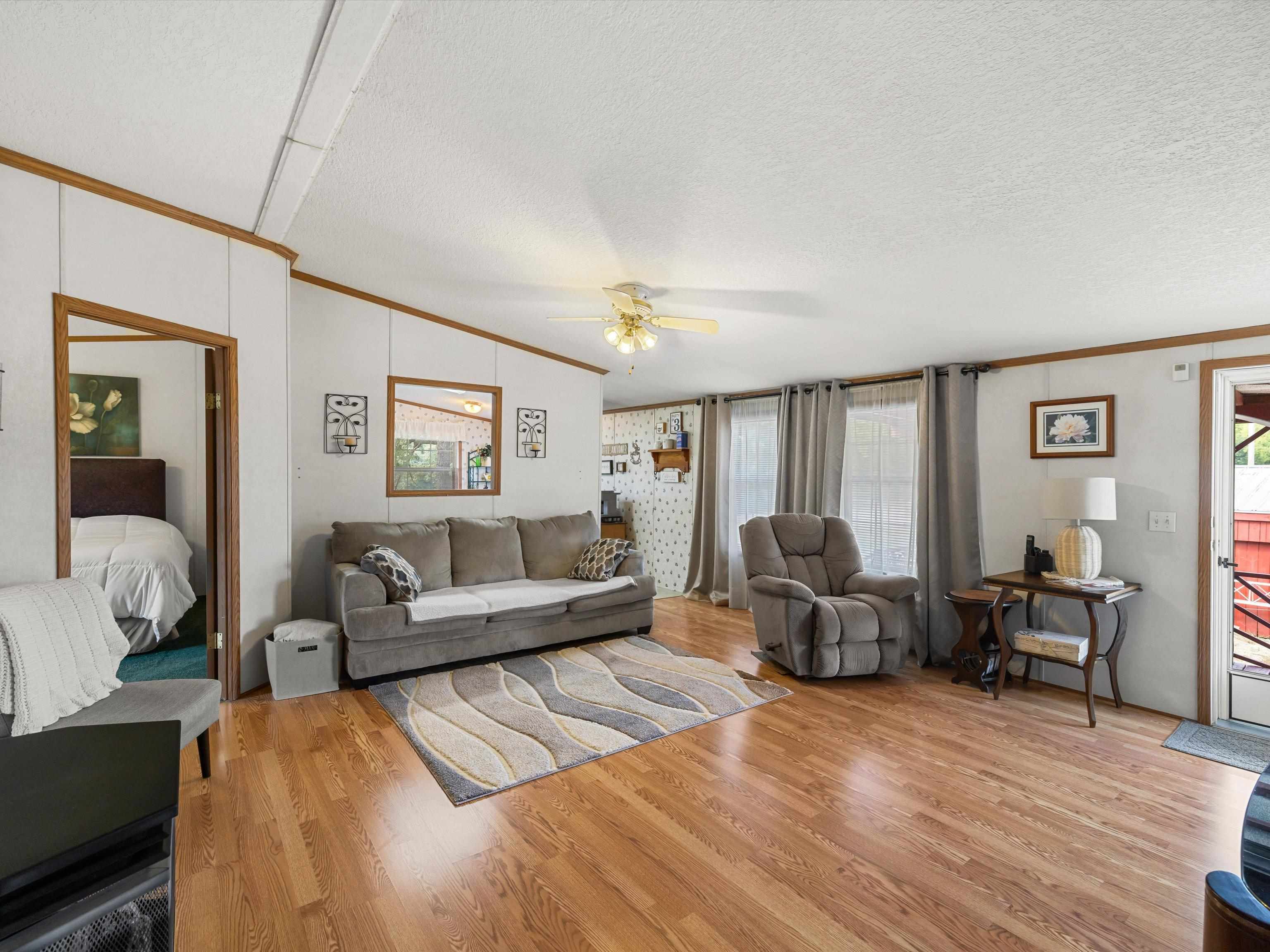 304 Duvall Ct, Livermore, Kentucky 42352, 3 Bedrooms Bedrooms, ,2 BathroomsBathrooms,Manufactured Home,For Sale,Duvall Ct,94339