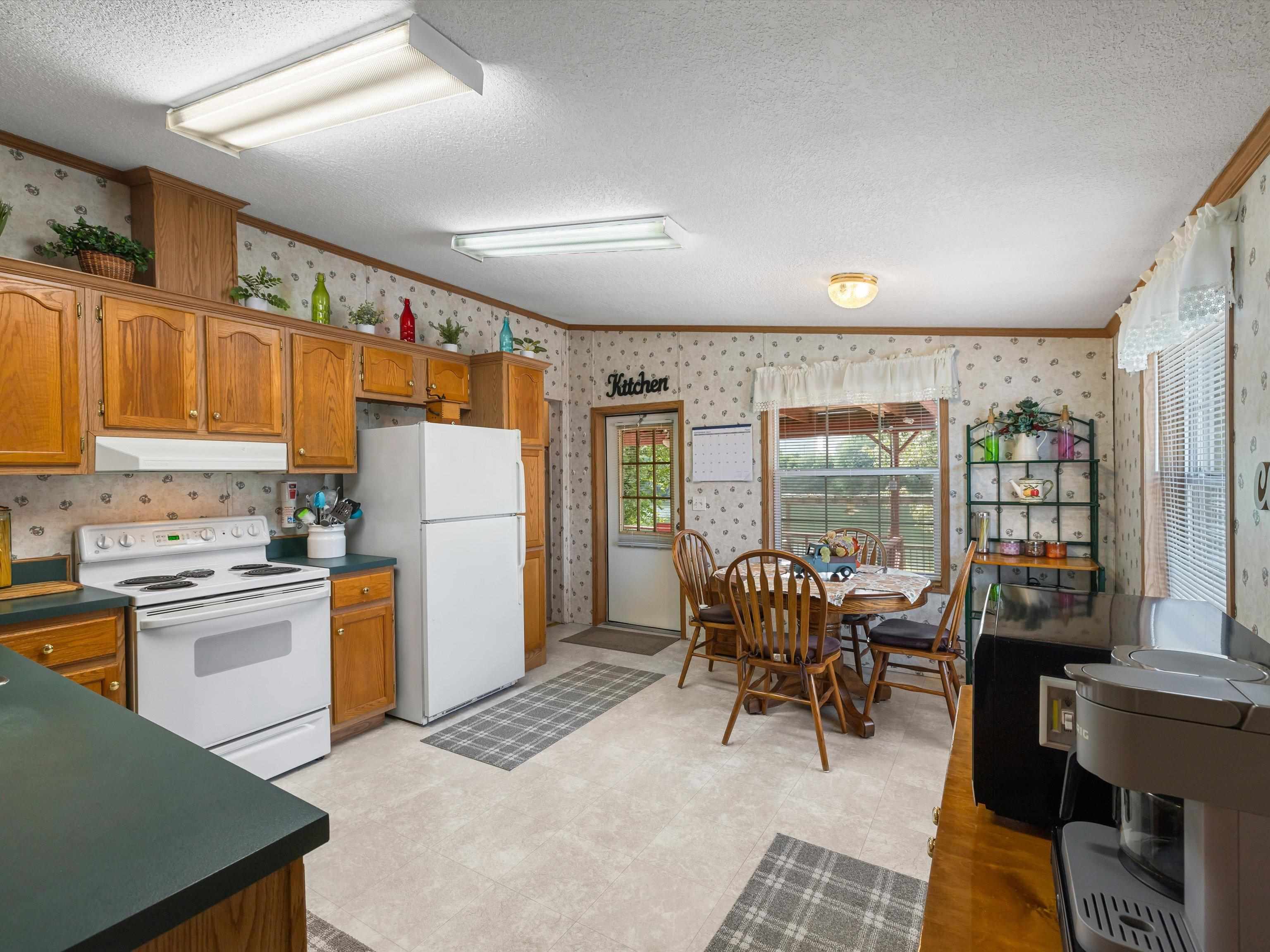 304 Duvall Ct, Livermore, Kentucky 42352, 3 Bedrooms Bedrooms, ,2 BathroomsBathrooms,Manufactured Home,For Sale,Duvall Ct,94339