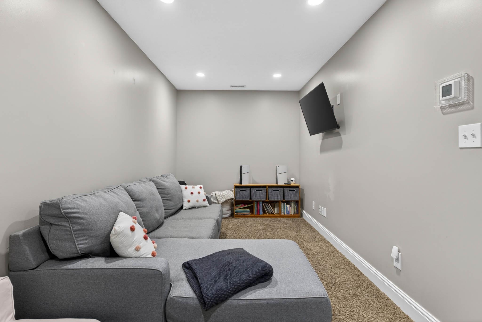 6609 Spring Haven Trace, Owensboro, Kentucky 42301, 4 Bedrooms Bedrooms, ,3 BathroomsBathrooms,Single Family Residence,For Sale,Spring Haven Trace,94341