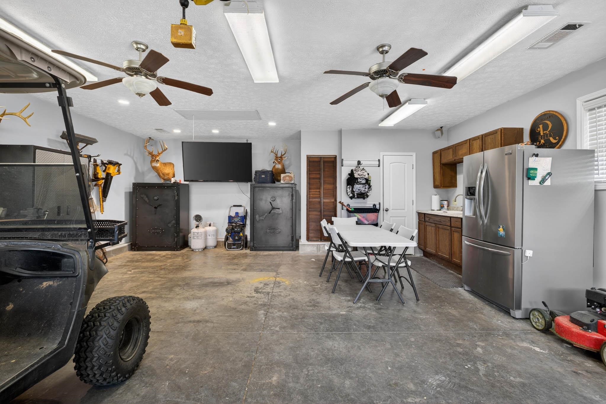 6609 Spring Haven Trace, Owensboro, Kentucky 42301, 4 Bedrooms Bedrooms, ,3 BathroomsBathrooms,Single Family Residence,For Sale,Spring Haven Trace,94341