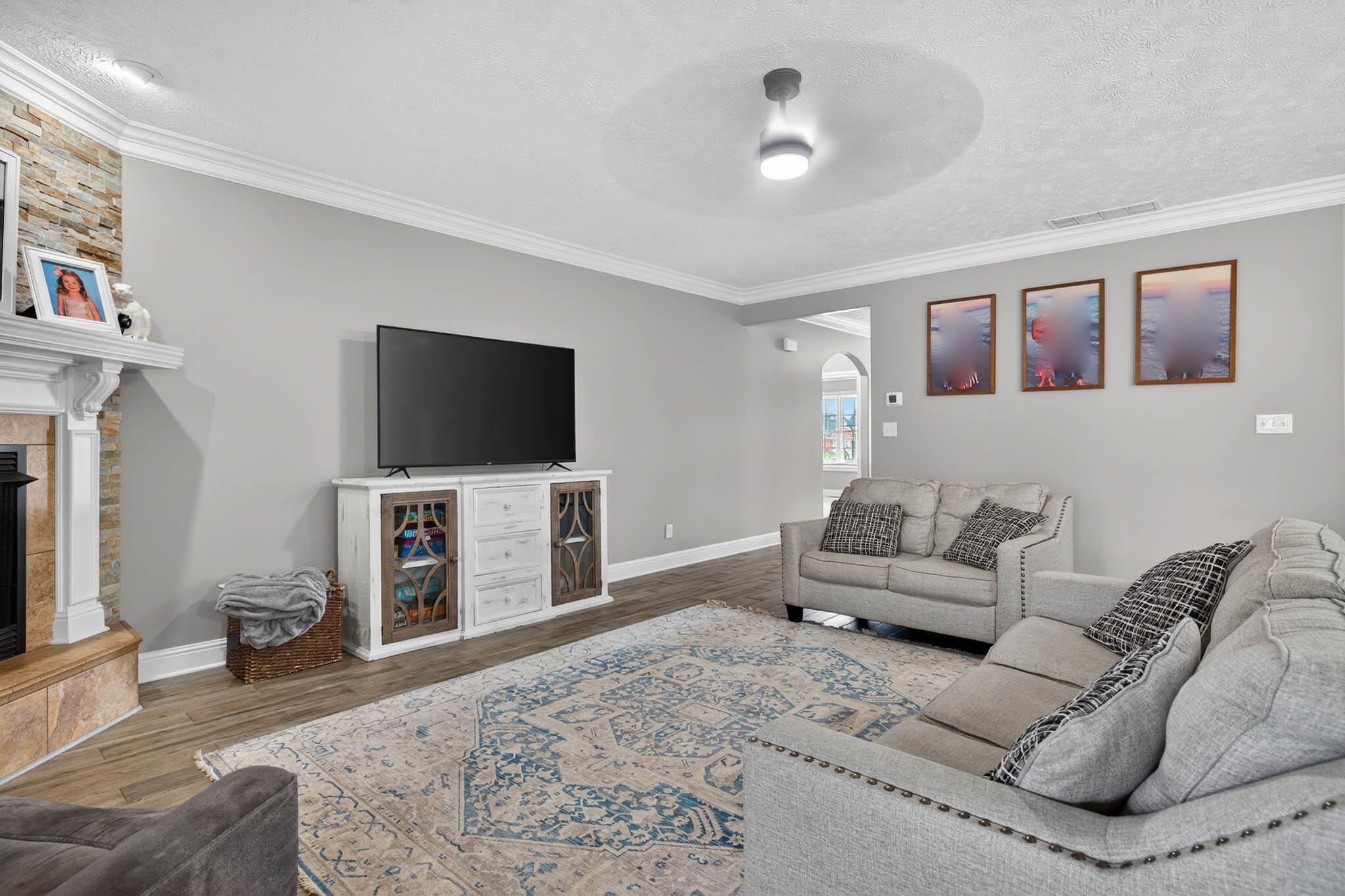 6609 Spring Haven Trace, Owensboro, Kentucky 42301, 4 Bedrooms Bedrooms, ,3 BathroomsBathrooms,Single Family Residence,For Sale,Spring Haven Trace,94341