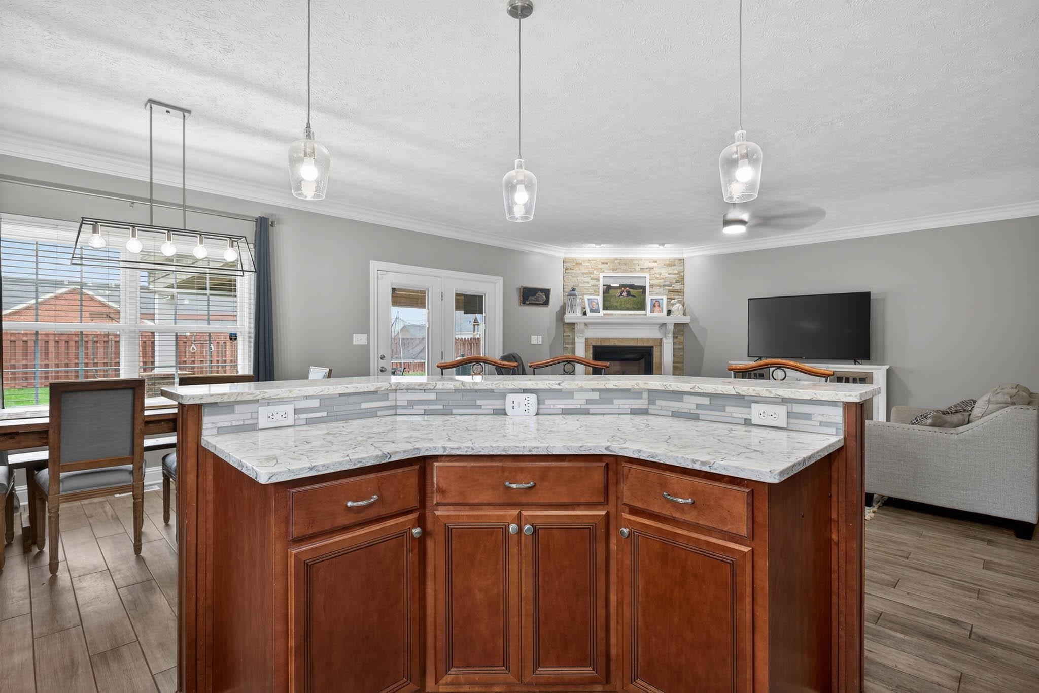 6609 Spring Haven Trace, Owensboro, Kentucky 42301, 4 Bedrooms Bedrooms, ,3 BathroomsBathrooms,Single Family Residence,For Sale,Spring Haven Trace,94341