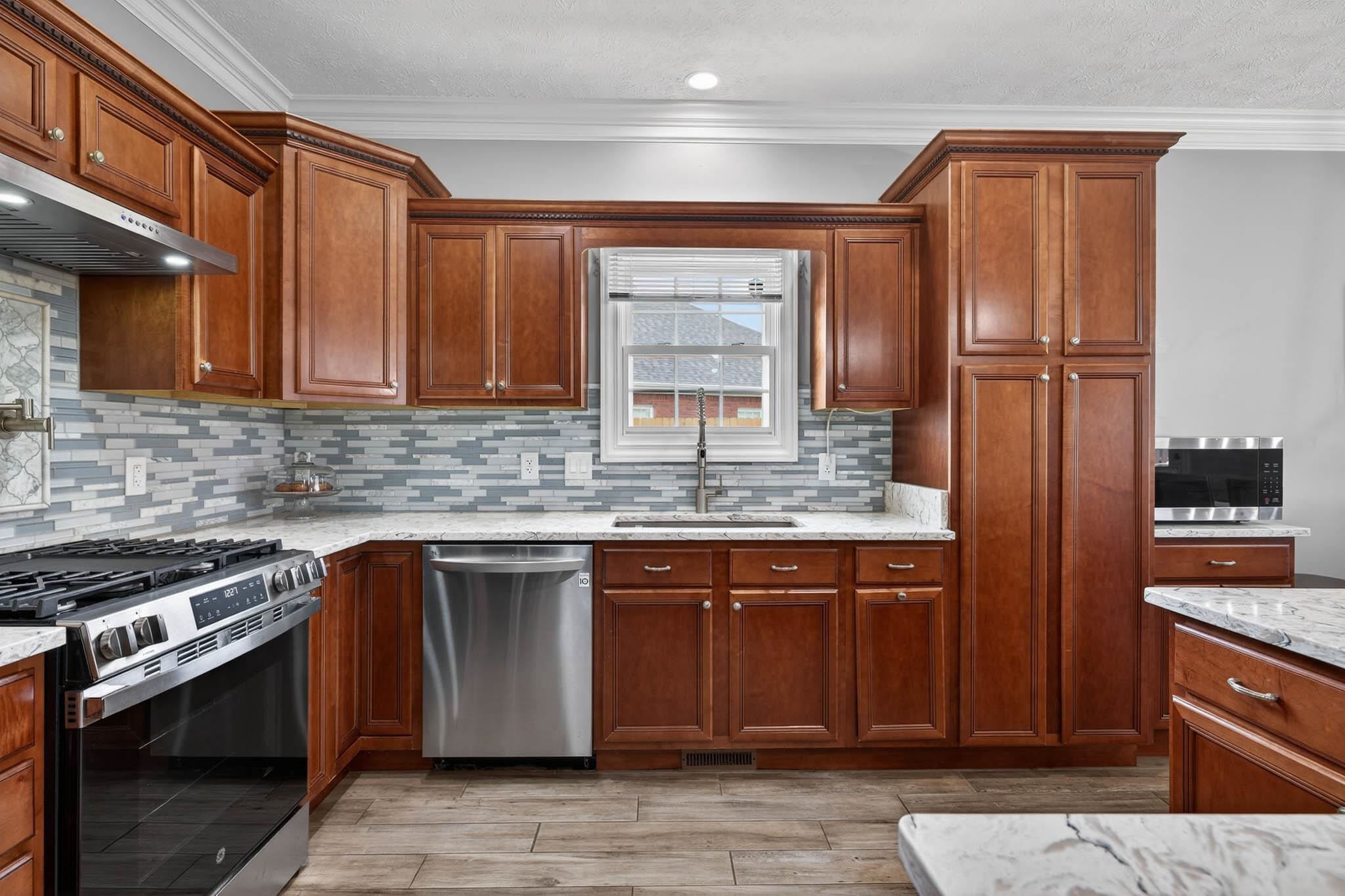 6609 Spring Haven Trace, Owensboro, Kentucky 42301, 4 Bedrooms Bedrooms, ,3 BathroomsBathrooms,Single Family Residence,For Sale,Spring Haven Trace,94341