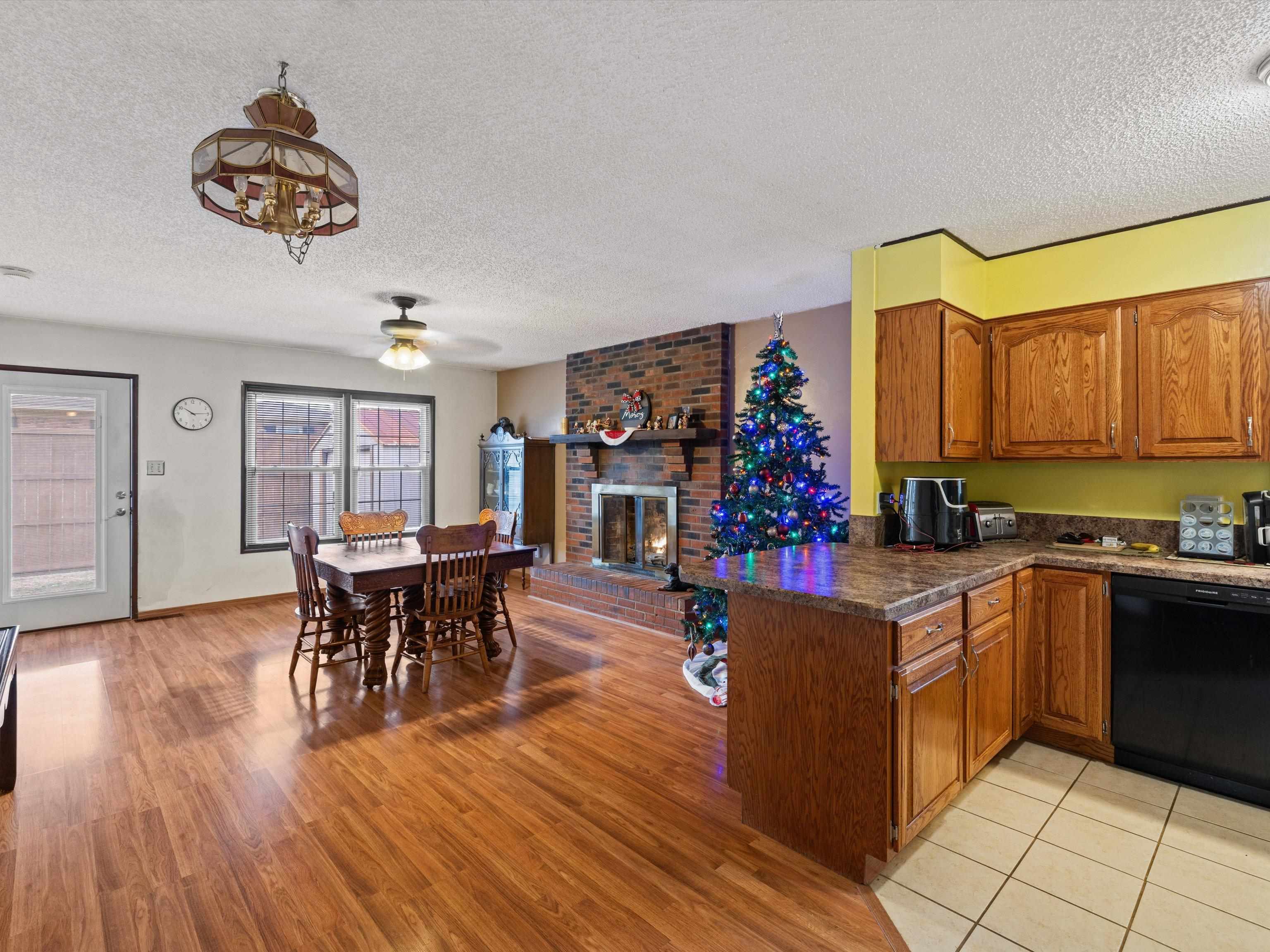 2623 Secretariat Dr, Owensboro, Kentucky 42301, 3 Bedrooms Bedrooms, ,2 BathroomsBathrooms,Single Family Residence,For Sale,Secretariat Dr,94348