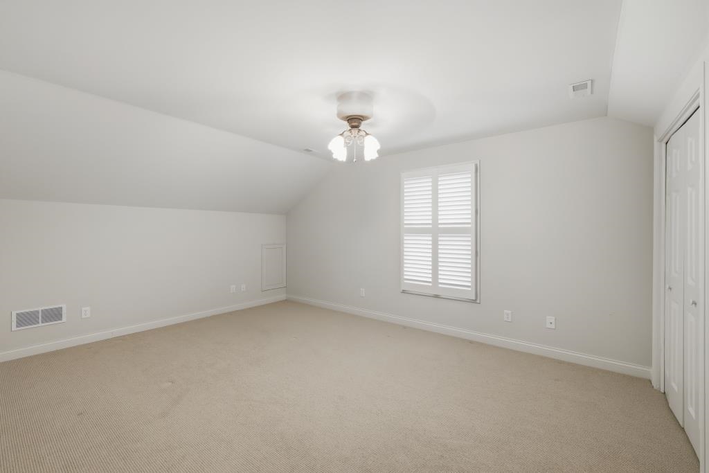 3121 Spring Run (Lake Forest), Owensboro, Kentucky 42303, 3 Bedrooms Bedrooms, ,3 BathroomsBathrooms,Single Family Residence,For Sale,Spring Run (Lake Forest),94349