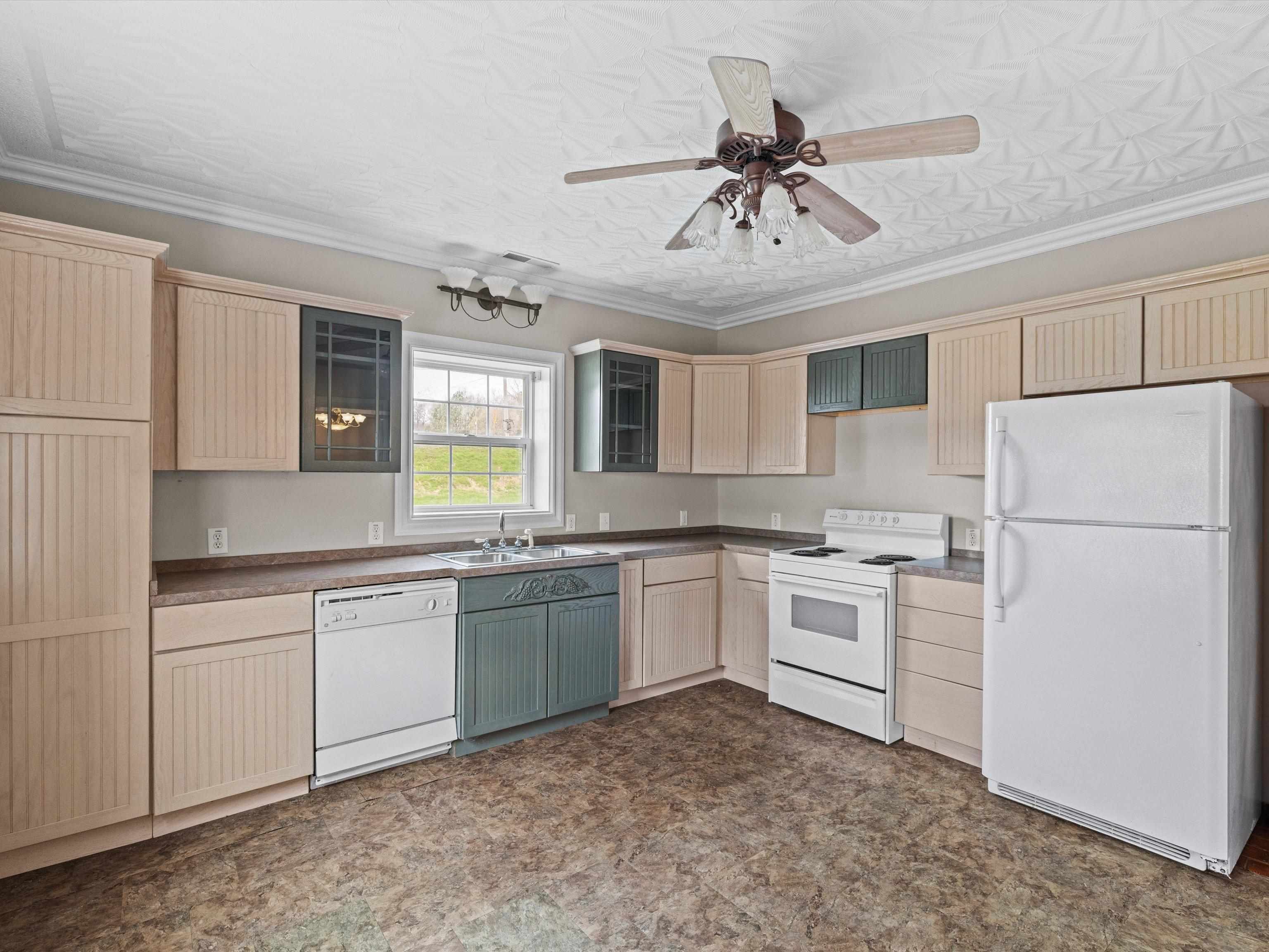 3658 Kentucky 1414, Hartford, Kentucky 42347, ,Mixed Use,For Sale,Kentucky 1414,94353