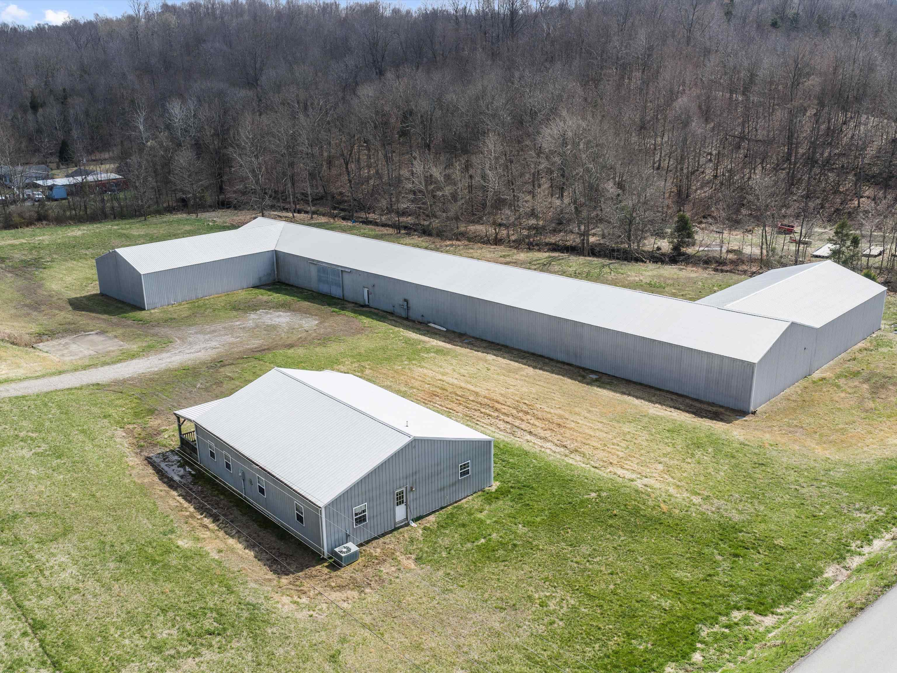 3658 Kentucky 1414, Hartford, Kentucky 42347, ,Mixed Use,For Sale,Kentucky 1414,94353