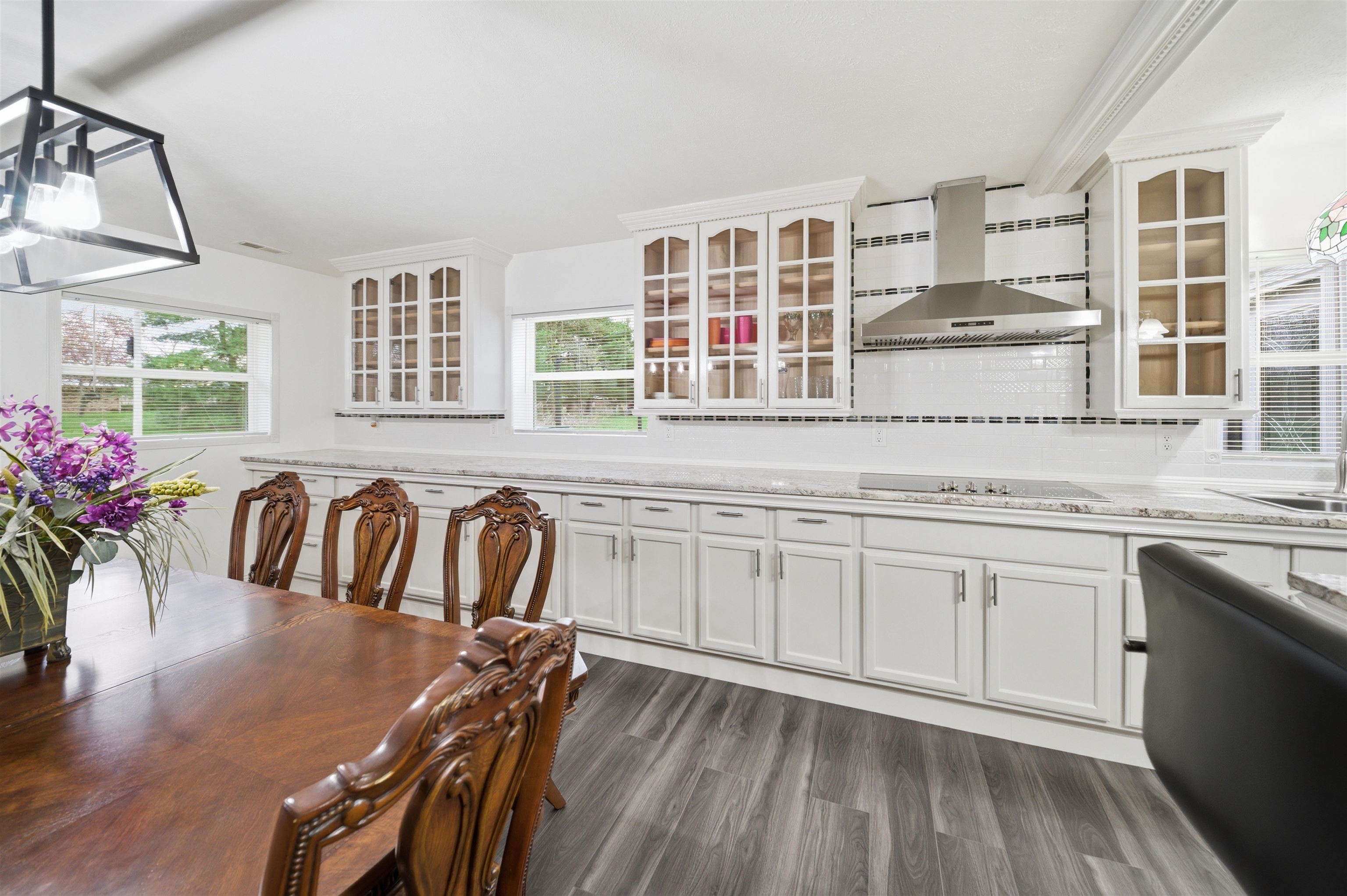 301 Legion Blvd, Owensboro, Kentucky 42303, 3 Bedrooms Bedrooms, ,2 BathroomsBathrooms,Single Family Residence,For Sale,Legion Blvd,94354