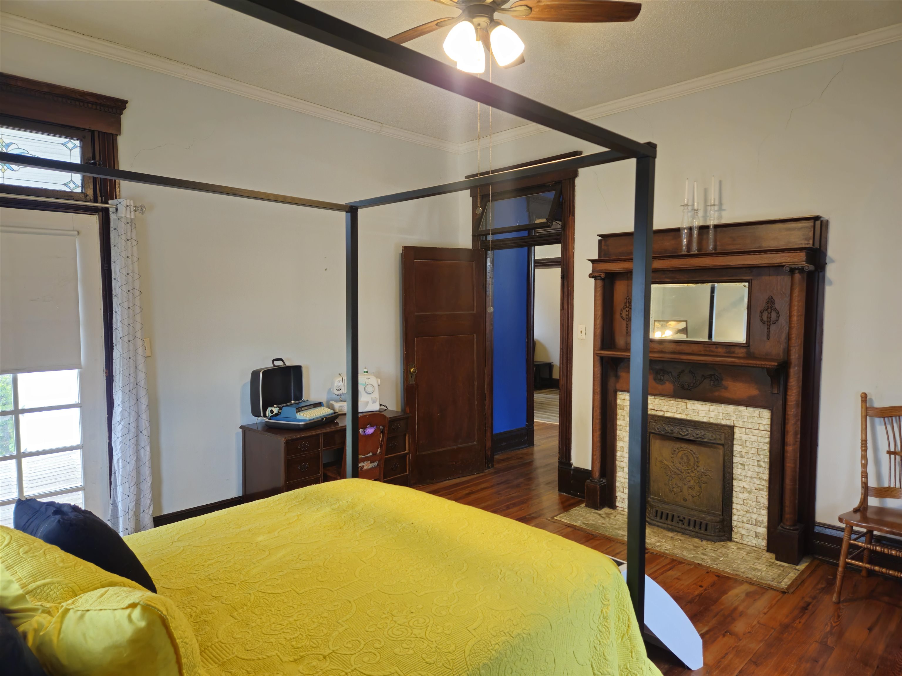 617 crittenend str, Owensboro, Kentucky 42303, 3 Bedrooms Bedrooms, ,2 BathroomsBathrooms,Single Family Residence,For Sale,crittenend str,94355