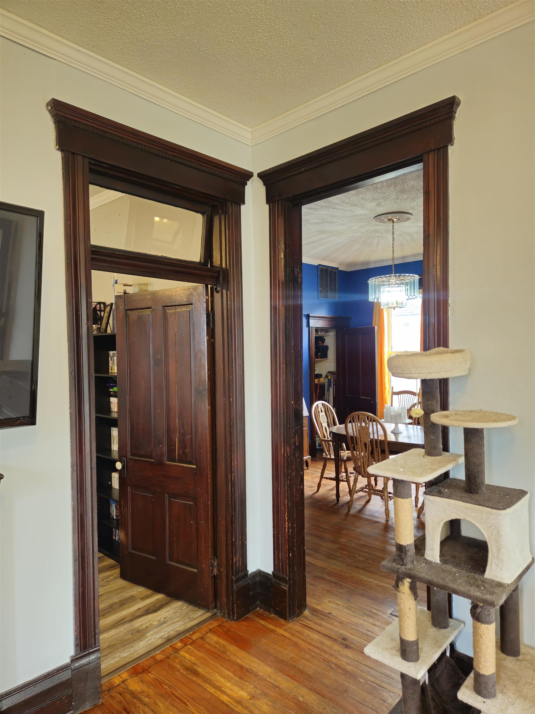 617 crittenend str, Owensboro, Kentucky 42303, 3 Bedrooms Bedrooms, ,2 BathroomsBathrooms,Single Family Residence,For Sale,crittenend str,94355