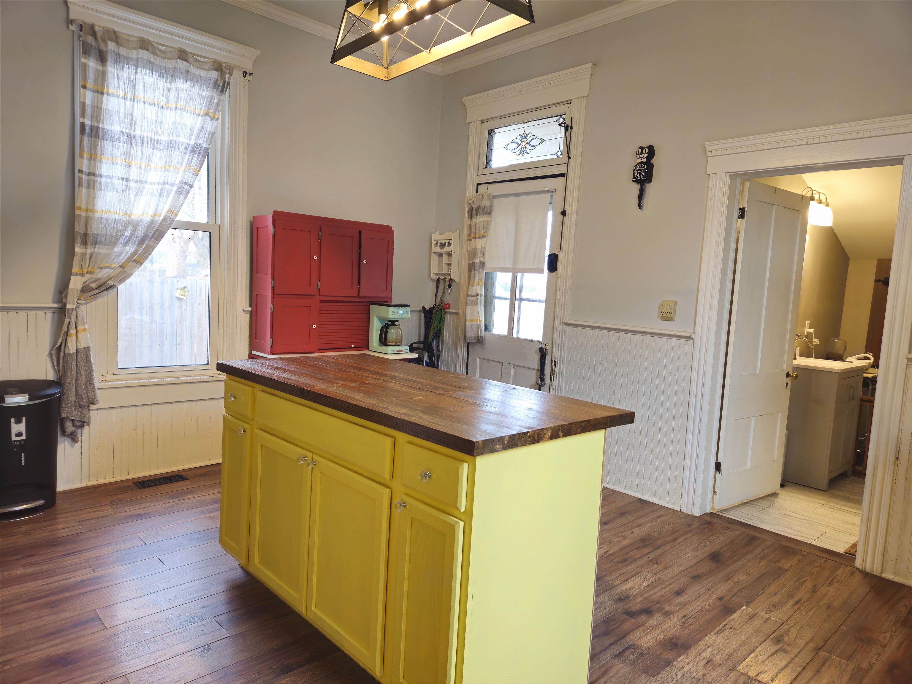 617 crittenend str, Owensboro, Kentucky 42303, 3 Bedrooms Bedrooms, ,2 BathroomsBathrooms,Single Family Residence,For Sale,crittenend str,94355