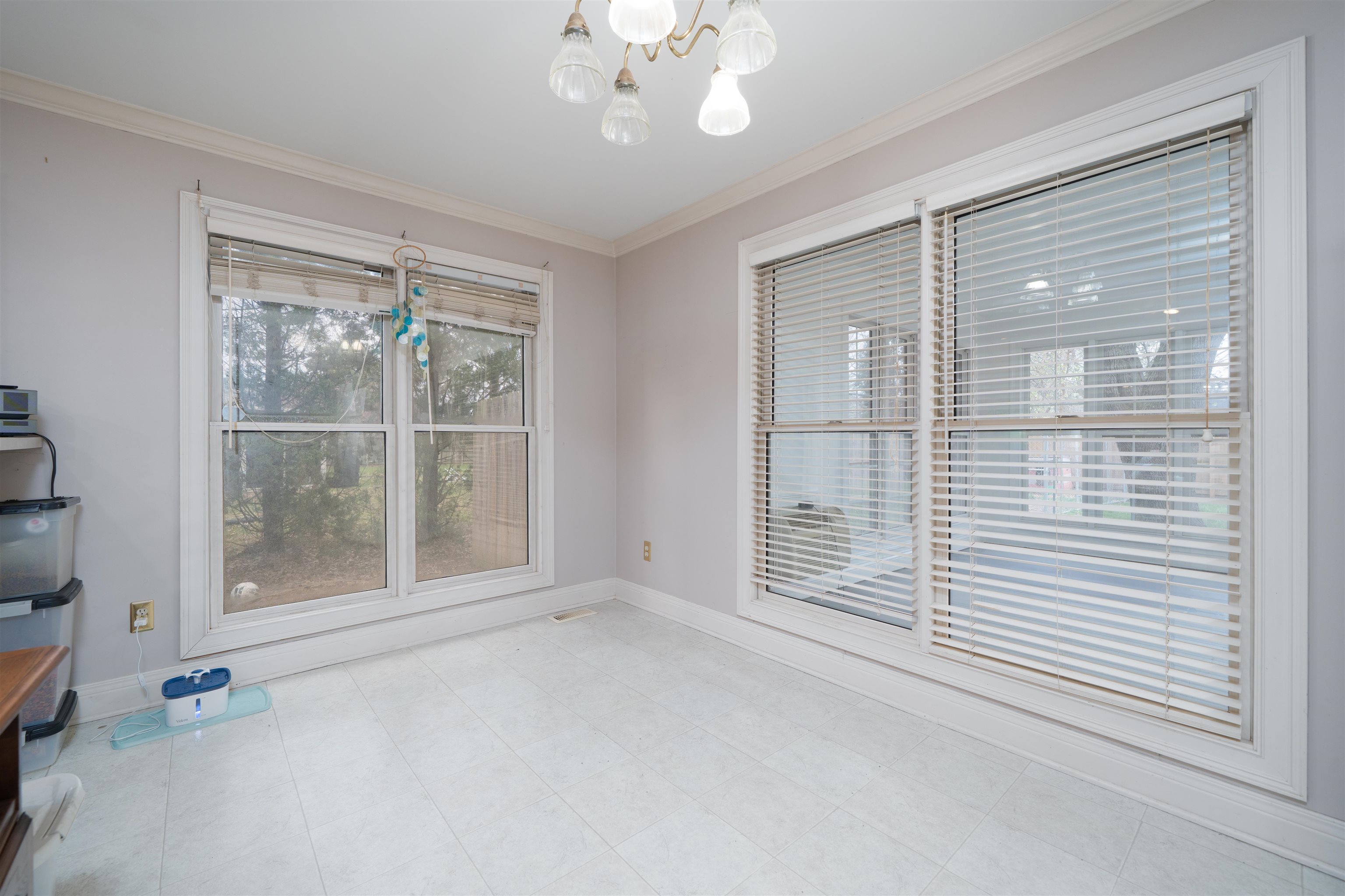 2624 Hillbrooke Pkwy, Owensboro, Kentucky 42303, 3 Bedrooms Bedrooms, ,2 BathroomsBathrooms,Single Family Residence,For Sale,Hillbrooke Pkwy,94358