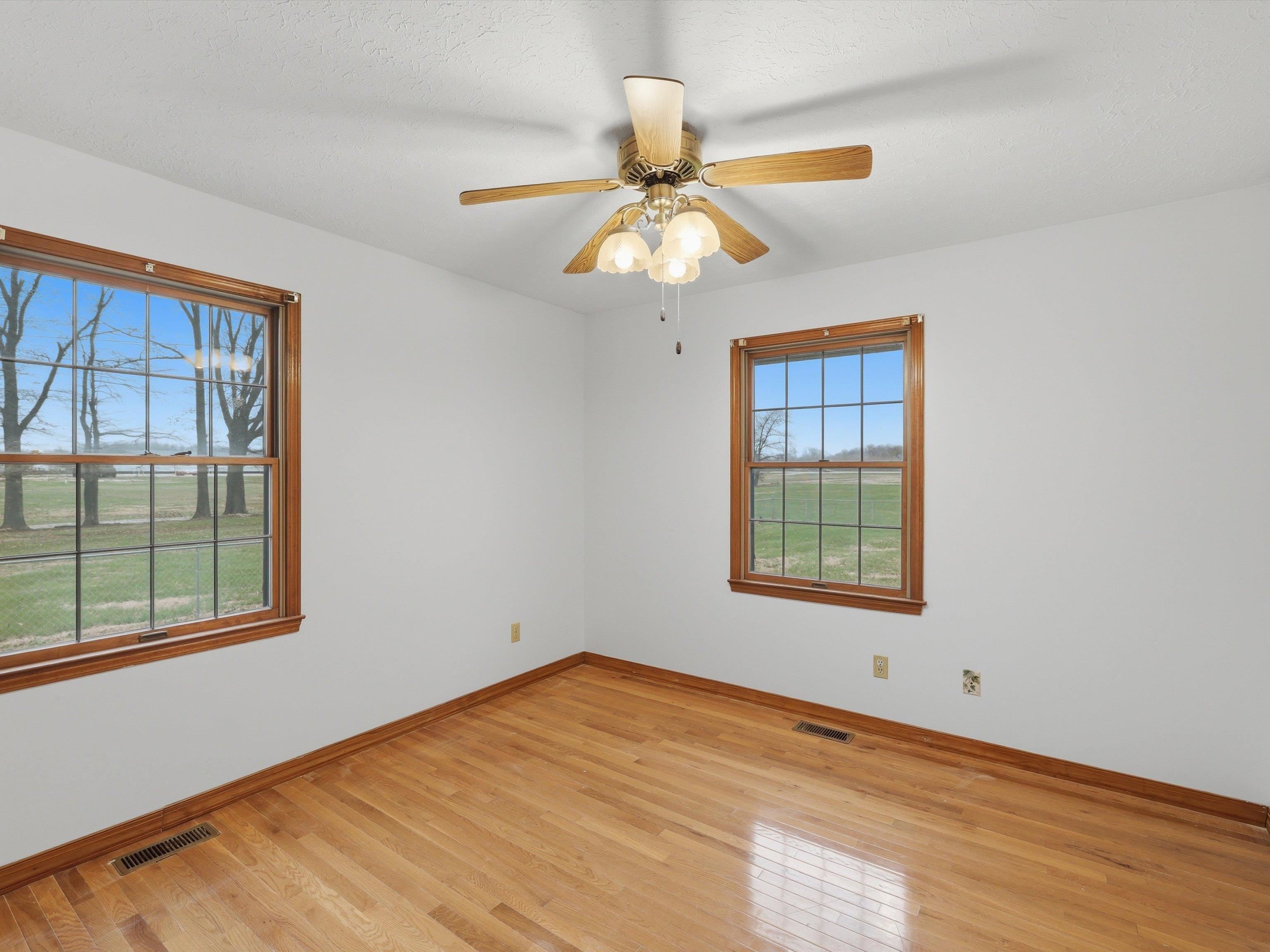 7750 Iceland Rd, Maceo, Kentucky 42355, 3 Bedrooms Bedrooms, ,2 BathroomsBathrooms,Single Family Residence,For Sale,Iceland Rd,94359