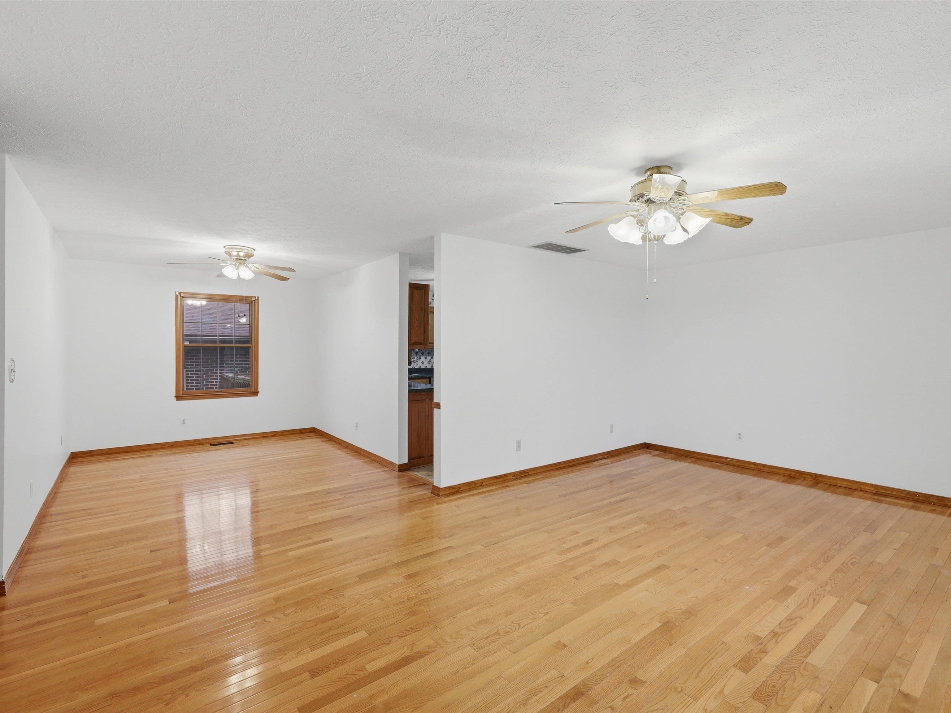 7750 Iceland Rd, Maceo, Kentucky 42355, 3 Bedrooms Bedrooms, ,2 BathroomsBathrooms,Single Family Residence,For Sale,Iceland Rd,94359