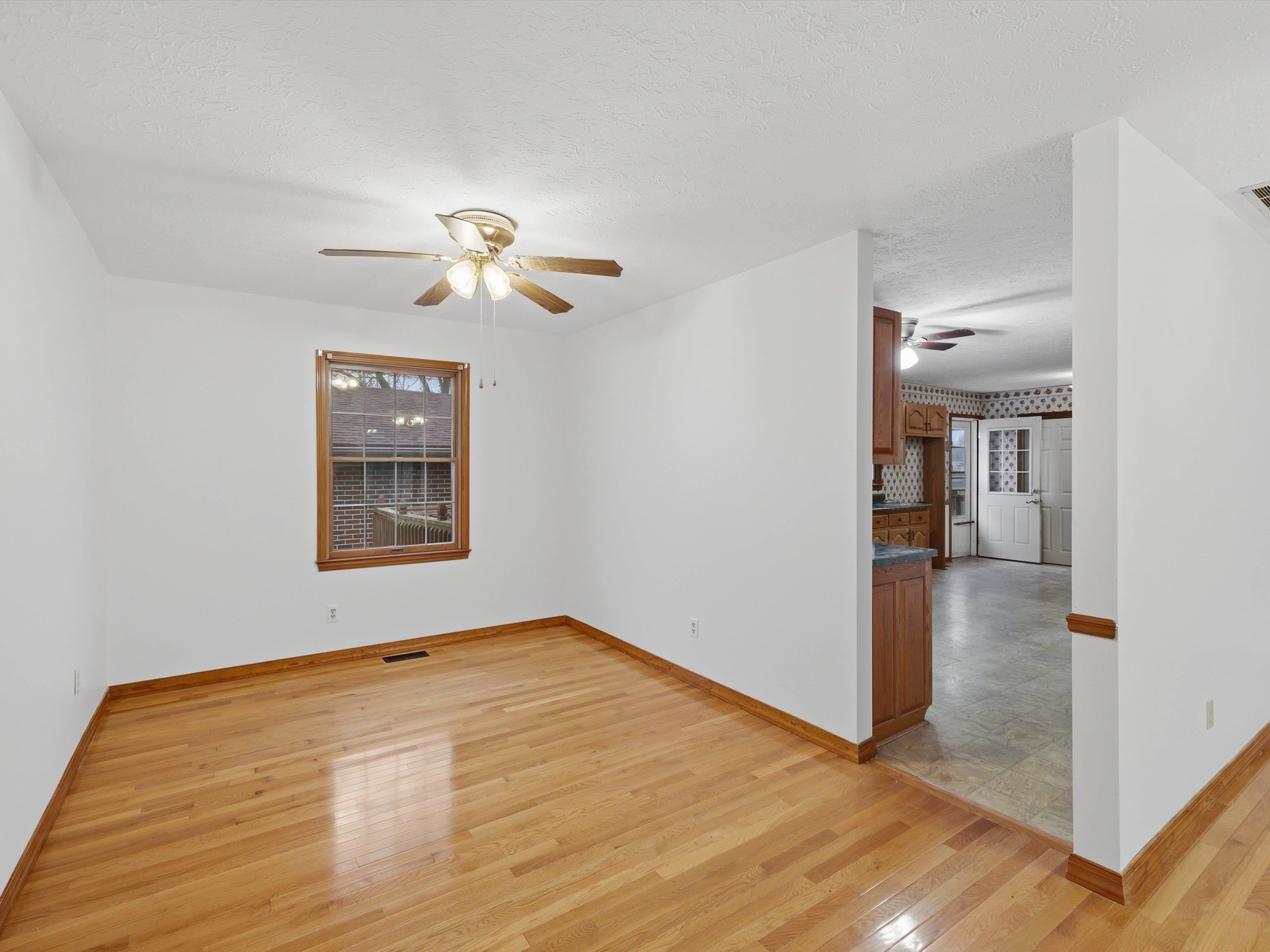 7750 Iceland Rd, Maceo, Kentucky 42355, 3 Bedrooms Bedrooms, ,2 BathroomsBathrooms,Single Family Residence,For Sale,Iceland Rd,94359