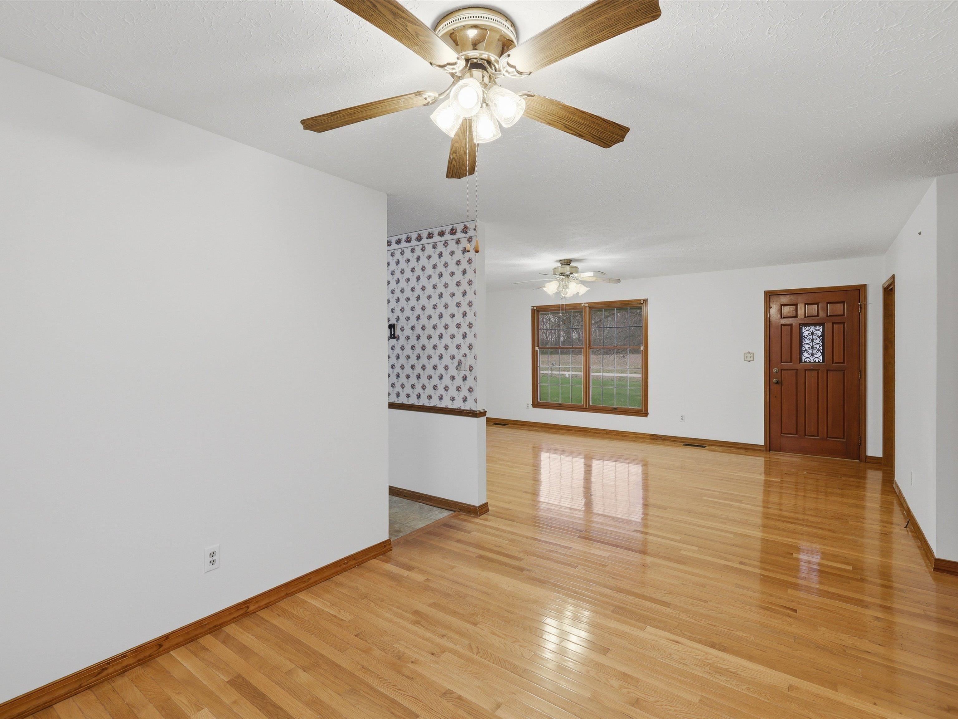 7750 Iceland Rd, Maceo, Kentucky 42355, 3 Bedrooms Bedrooms, ,2 BathroomsBathrooms,Single Family Residence,For Sale,Iceland Rd,94359