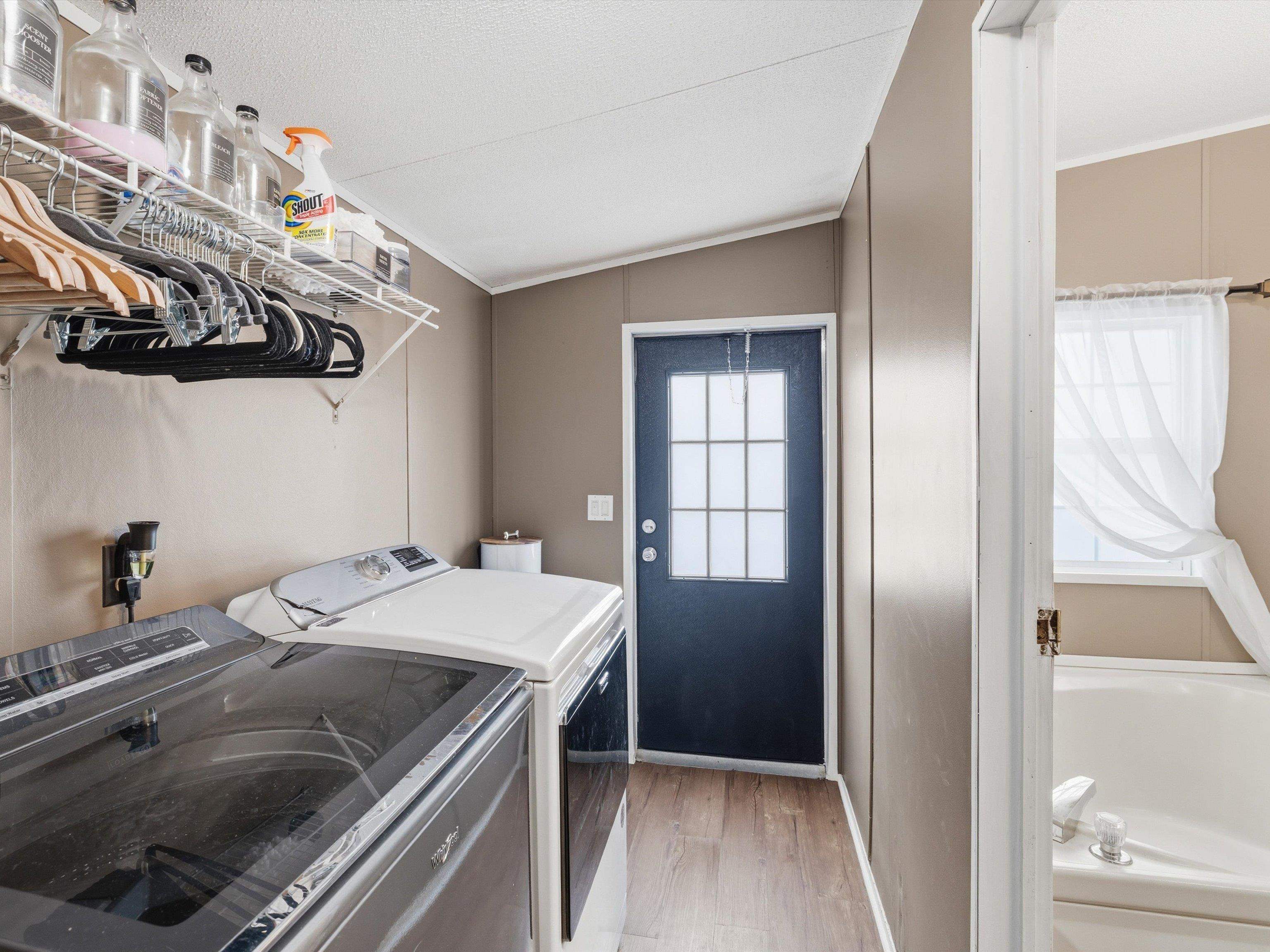 4009 Creekside Court, Owensboro, Kentucky 42301, 3 Bedrooms Bedrooms, ,2 BathroomsBathrooms,Single Family Residence,For Sale,Creekside Court,94360