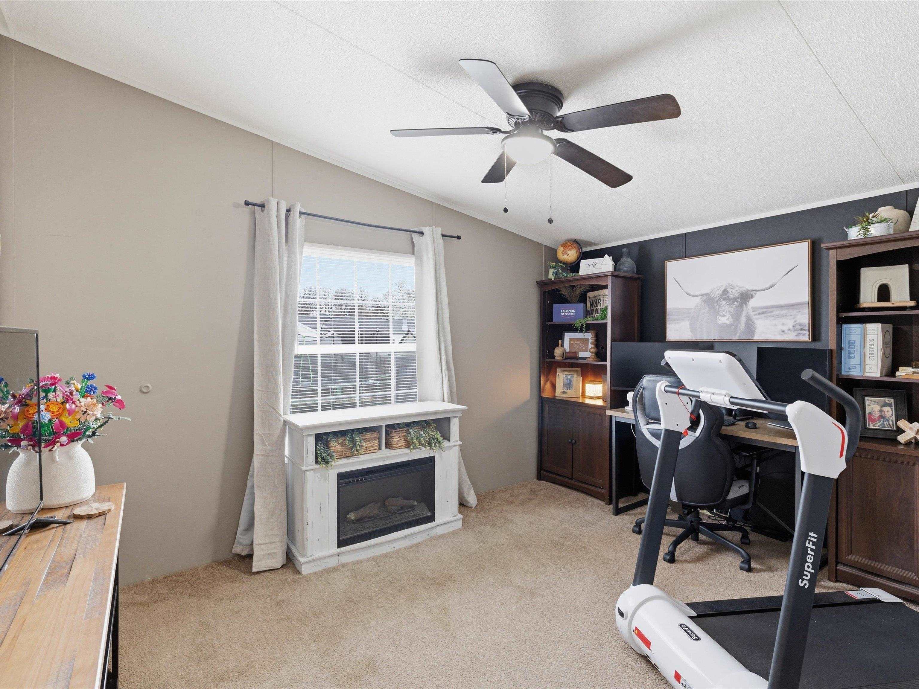 4009 Creekside Court, Owensboro, Kentucky 42301, 3 Bedrooms Bedrooms, ,2 BathroomsBathrooms,Single Family Residence,For Sale,Creekside Court,94360