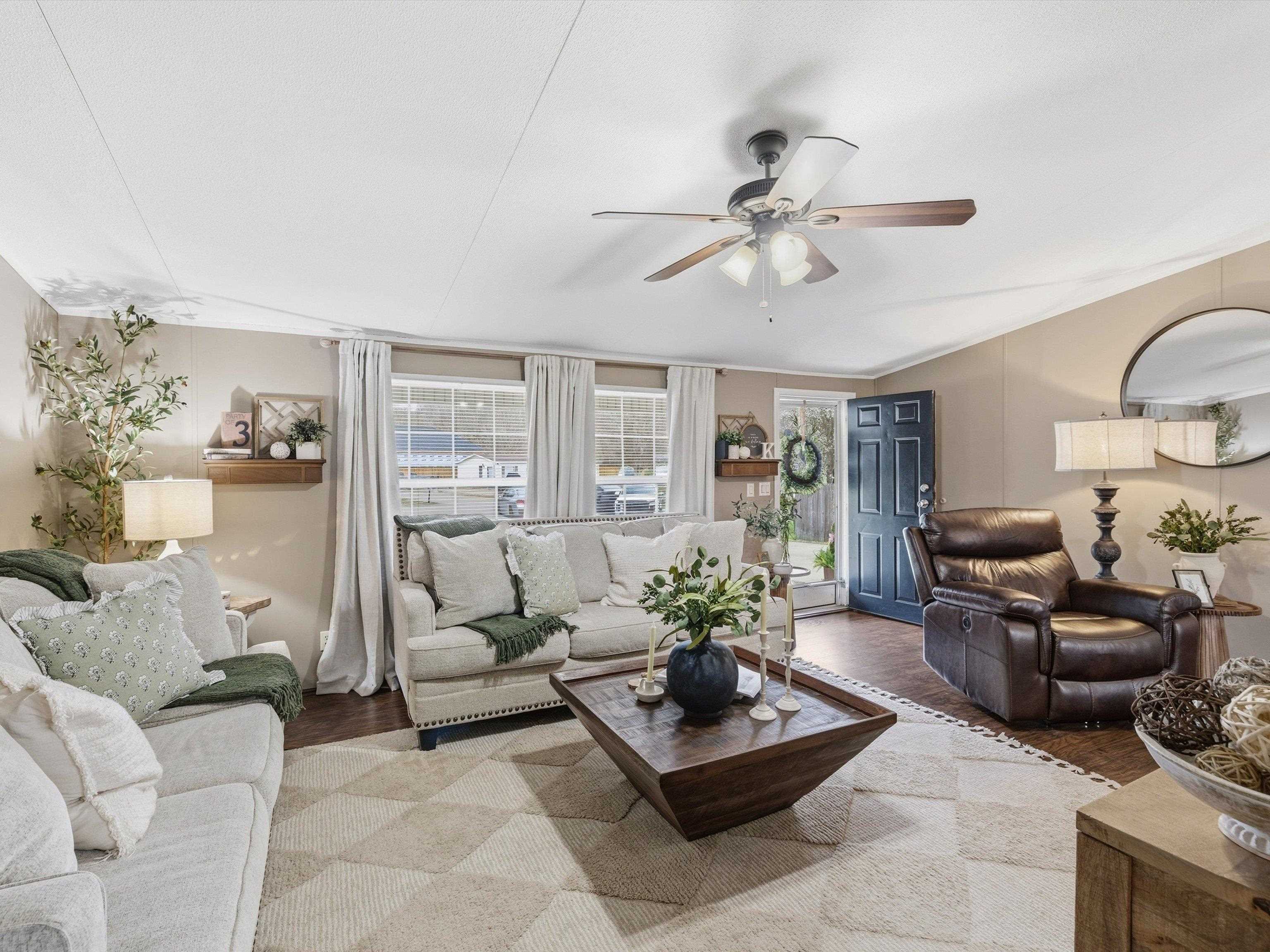 4009 Creekside Court, Owensboro, Kentucky 42301, 3 Bedrooms Bedrooms, ,2 BathroomsBathrooms,Single Family Residence,For Sale,Creekside Court,94360