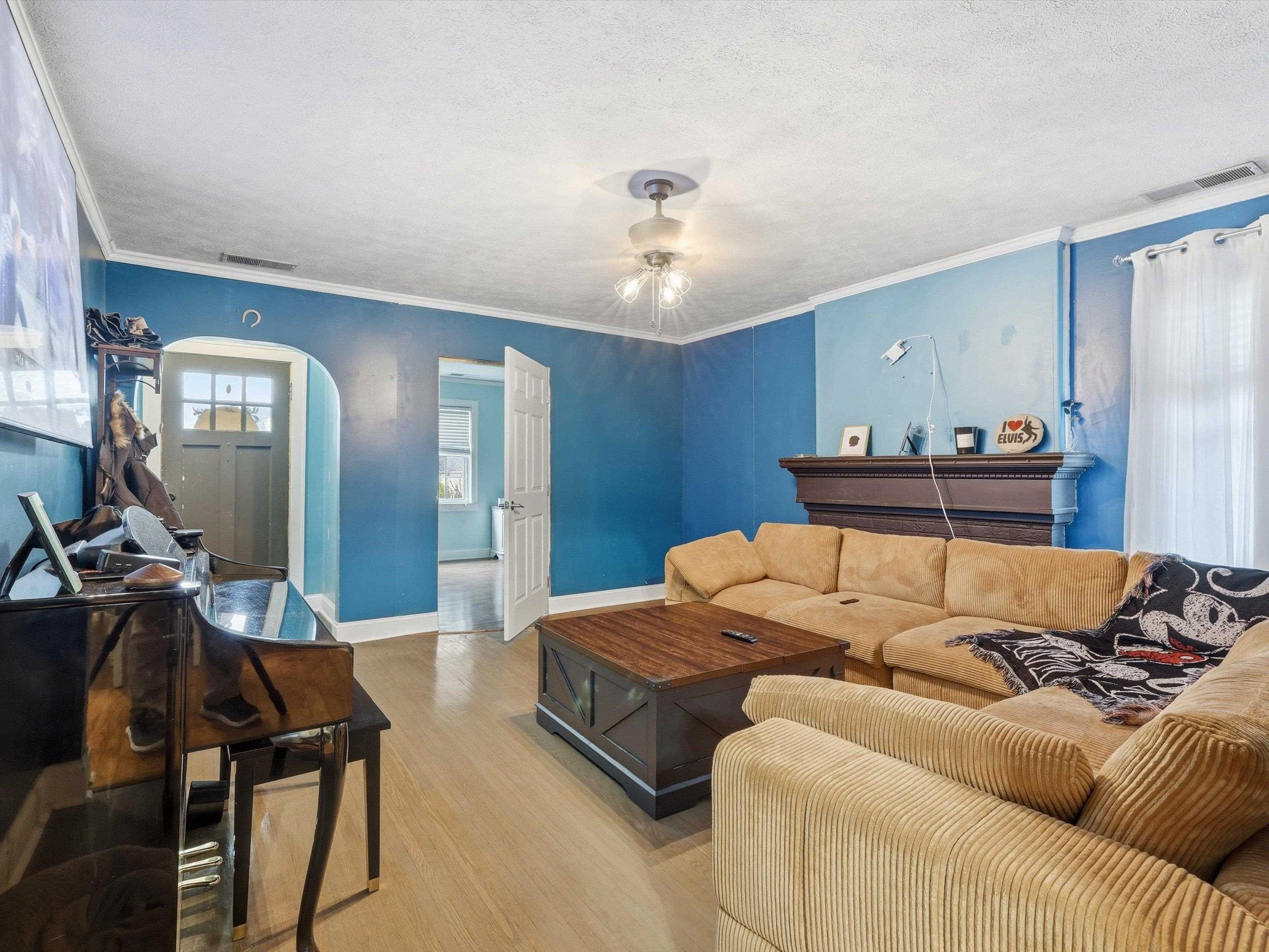 1316 15 th Street, Owensboro, Kentucky 42301, 5 Bedrooms Bedrooms, ,1 BathroomBathrooms,Single Family Residence,For Sale,15 th Street,94363