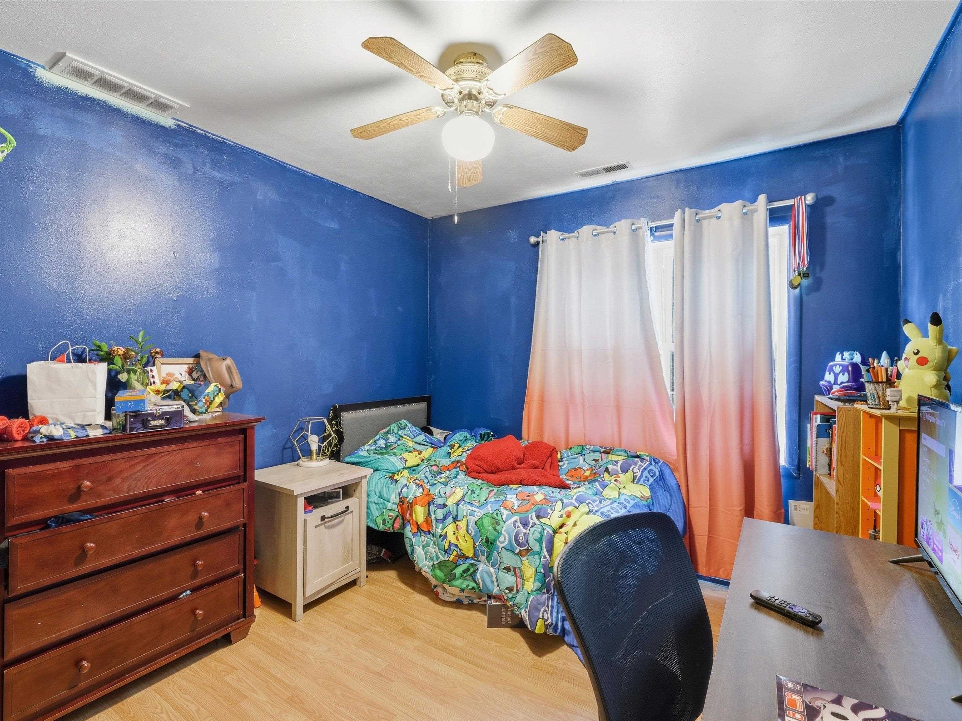 1316 15 th Street, Owensboro, Kentucky 42301, 5 Bedrooms Bedrooms, ,1 BathroomBathrooms,Single Family Residence,For Sale,15 th Street,94363