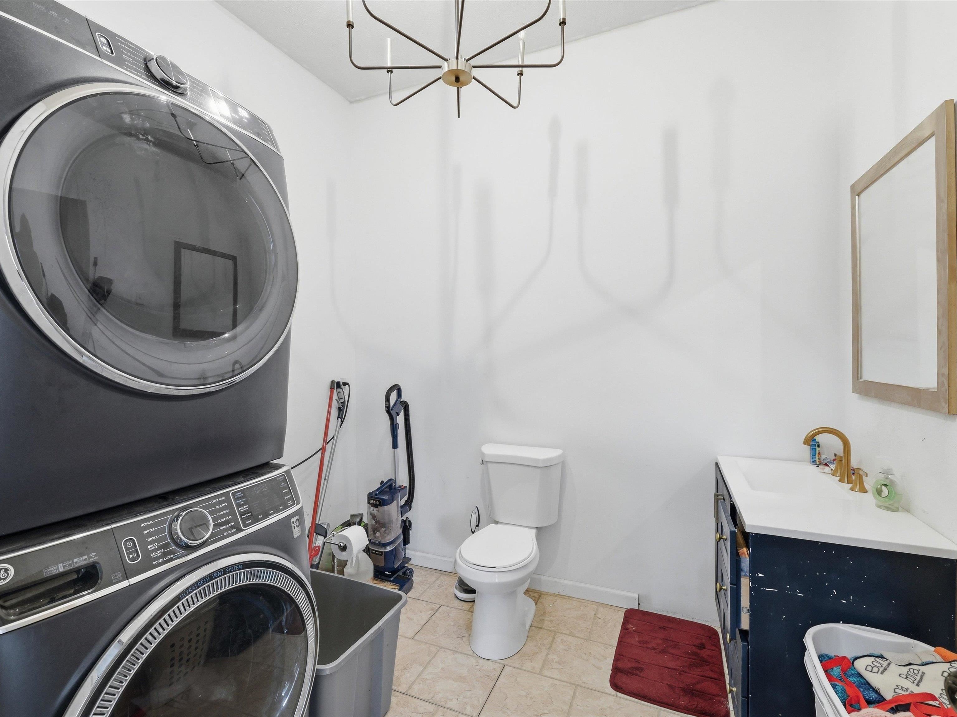 1316 15 th Street, Owensboro, Kentucky 42301, 5 Bedrooms Bedrooms, ,1 BathroomBathrooms,Single Family Residence,For Sale,15 th Street,94363