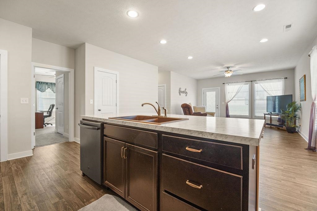 4721 Whistle Rock Ct, Owensboro, Kentucky 42301, 3 Bedrooms Bedrooms, ,2 BathroomsBathrooms,Single Family Residence,For Sale,Whistle Rock Ct,94369