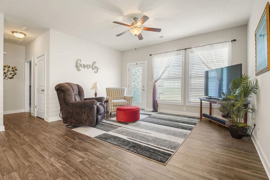 4721 Whistle Rock Ct, Owensboro, Kentucky 42301, 3 Bedrooms Bedrooms, ,2 BathroomsBathrooms,Single Family Residence,For Sale,Whistle Rock Ct,94369