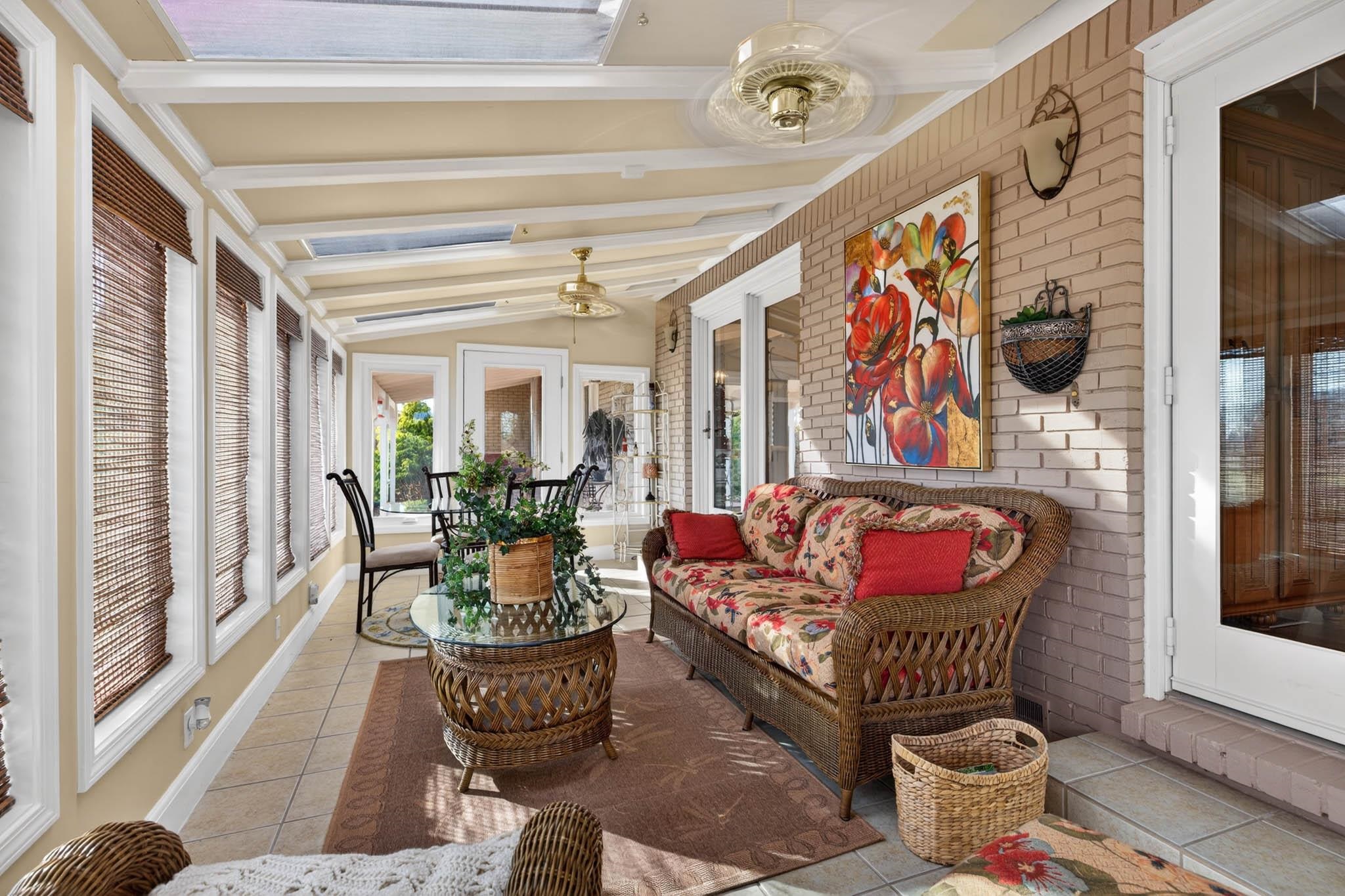 11344 Canneyville Road, Morgantown, Kentucky 42261, 5 Bedrooms Bedrooms, ,3 BathroomsBathrooms,Single Family Residence,For Sale,Canneyville Road,94370