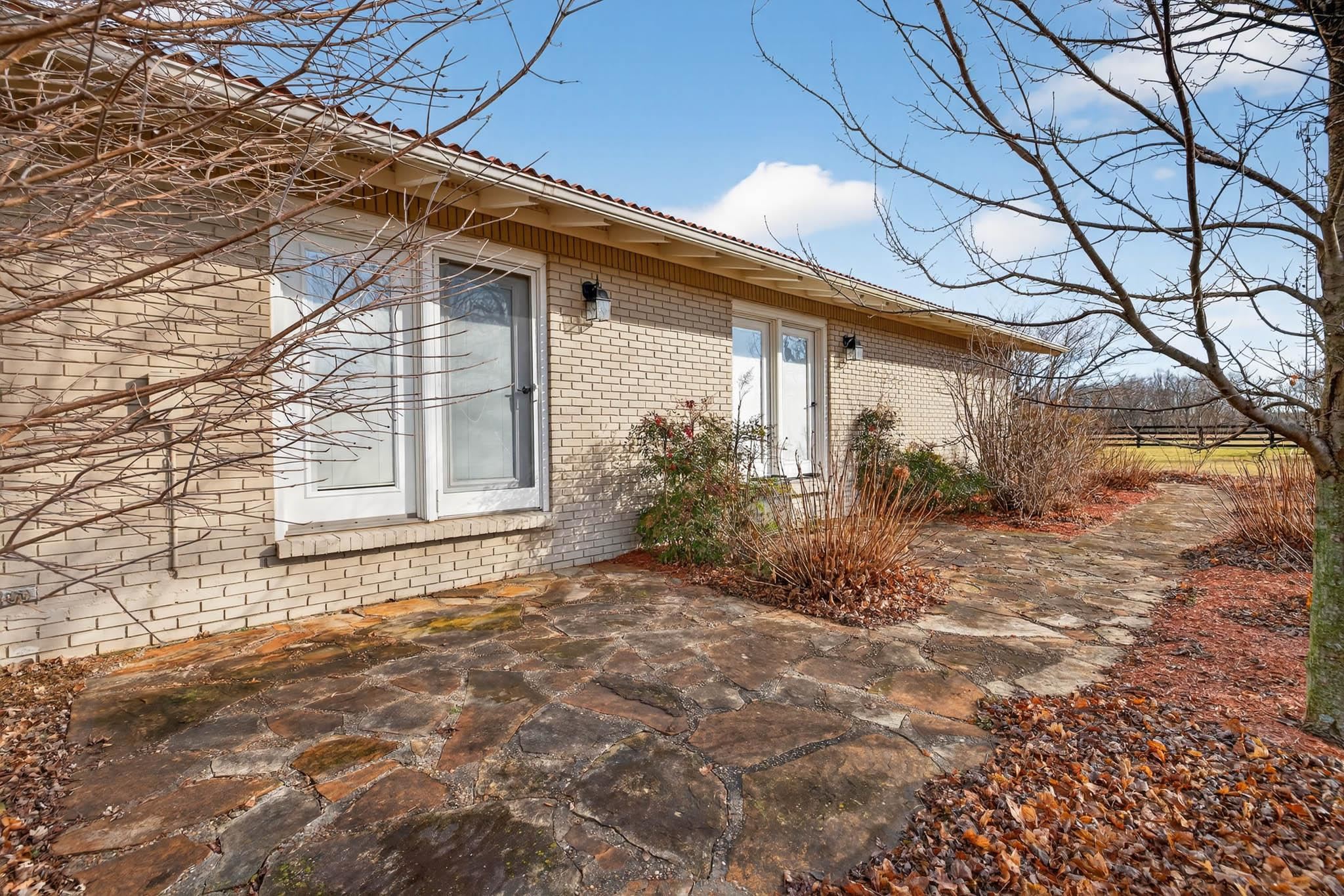 11344 Canneyville Road, Morgantown, Kentucky 42261, 5 Bedrooms Bedrooms, ,3 BathroomsBathrooms,Single Family Residence,For Sale,Canneyville Road,94370