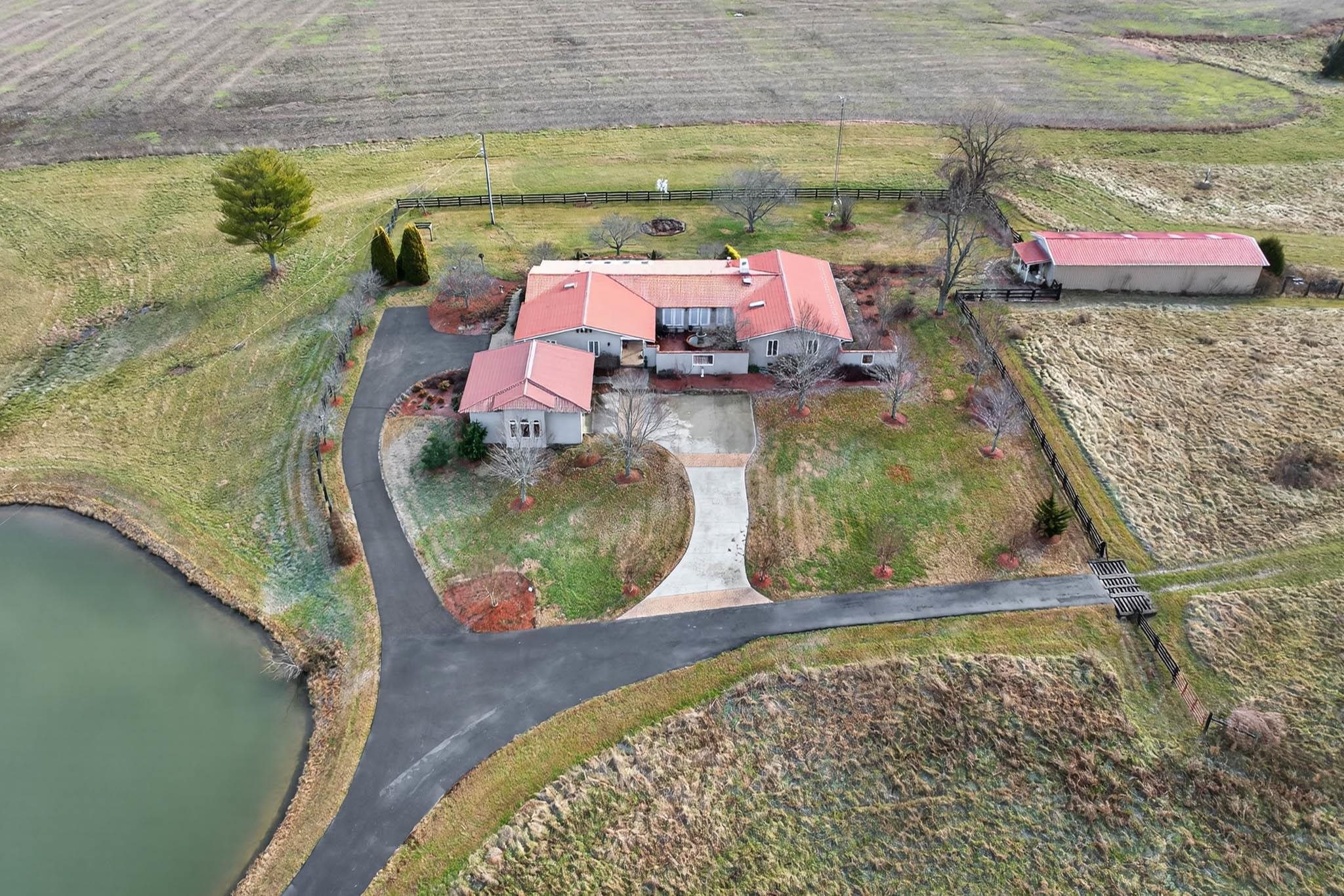 11344 Canneyville Road, Morgantown, Kentucky 42261, 5 Bedrooms Bedrooms, ,3 BathroomsBathrooms,Single Family Residence,For Sale,Canneyville Road,94370