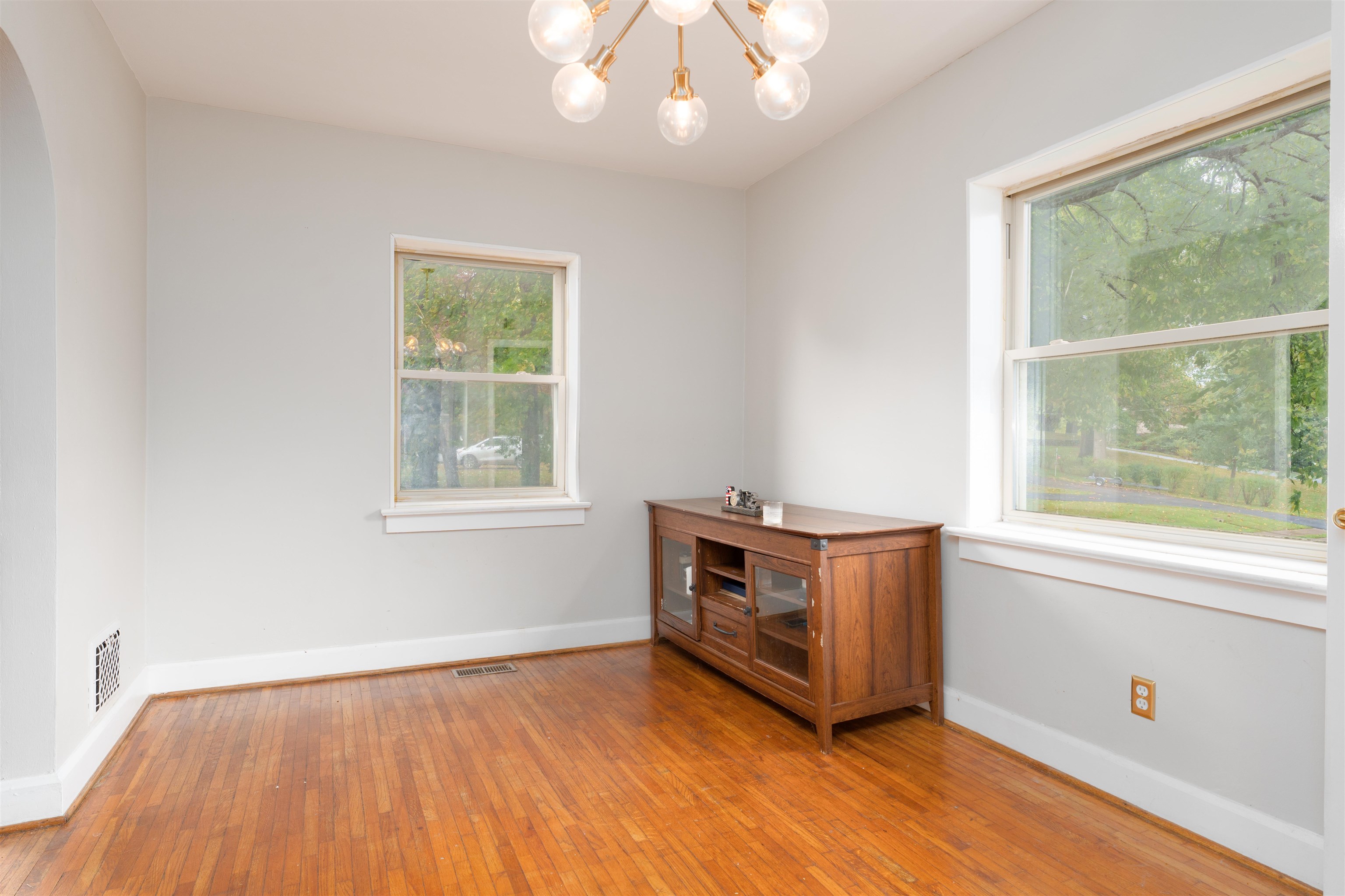 2232 McConnell Avenue, Owensboro, Kentucky 42303, 4 Bedrooms Bedrooms, ,1 BathroomBathrooms,Single Family Residence,For Sale,McConnell Avenue,94376