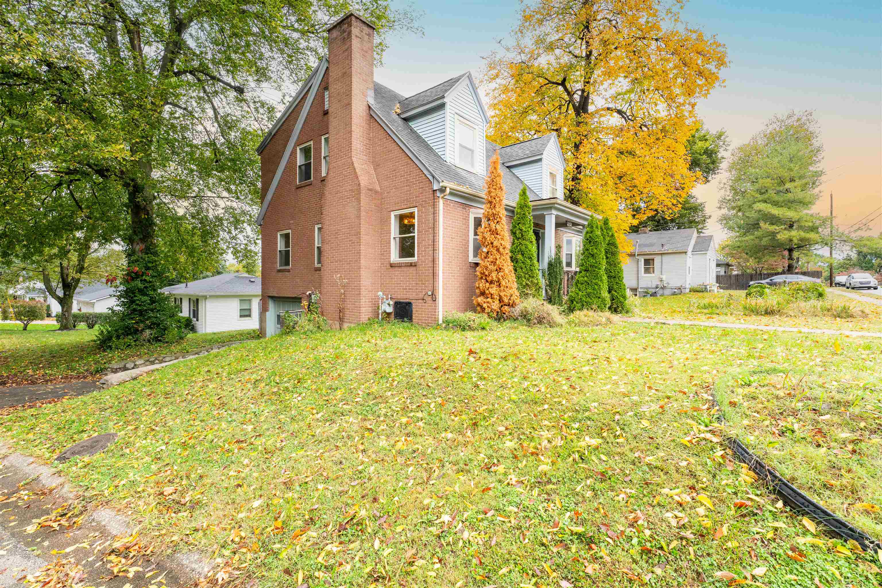 2232 McConnell Avenue, Owensboro, Kentucky 42303, 4 Bedrooms Bedrooms, ,1 BathroomBathrooms,Single Family Residence,For Sale,McConnell Avenue,94376