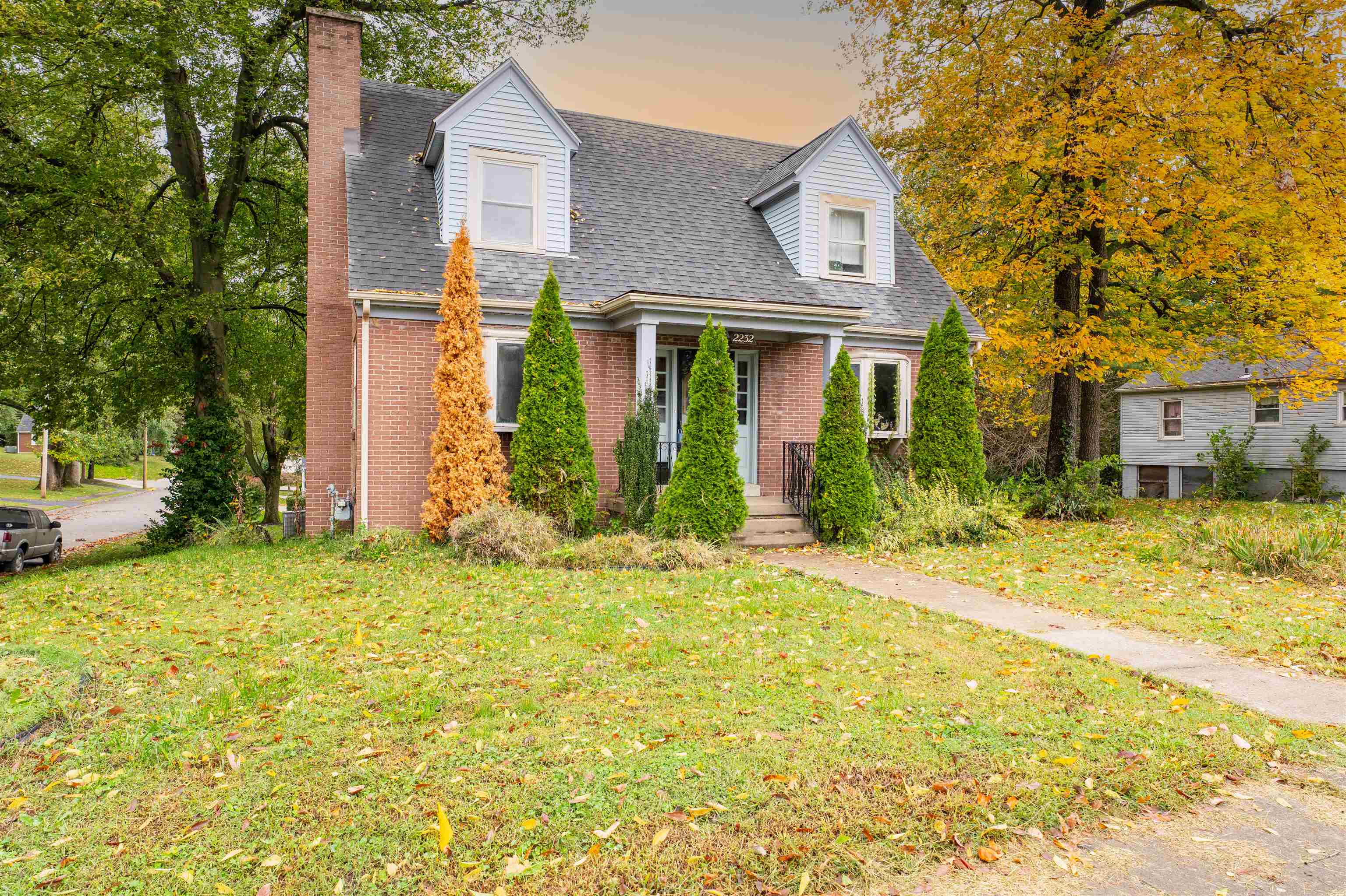 2232 McConnell Avenue, Owensboro, Kentucky 42303, 4 Bedrooms Bedrooms, ,1 BathroomBathrooms,Single Family Residence,For Sale,McConnell Avenue,94376