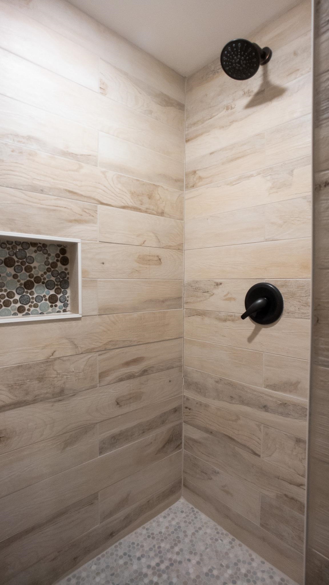 247 Shawnee Circle, Falls of Rough, Kentucky 40119, 3 Bedrooms Bedrooms, ,2 BathroomsBathrooms,Single Family Residence,For Sale,Shawnee Circle,94377