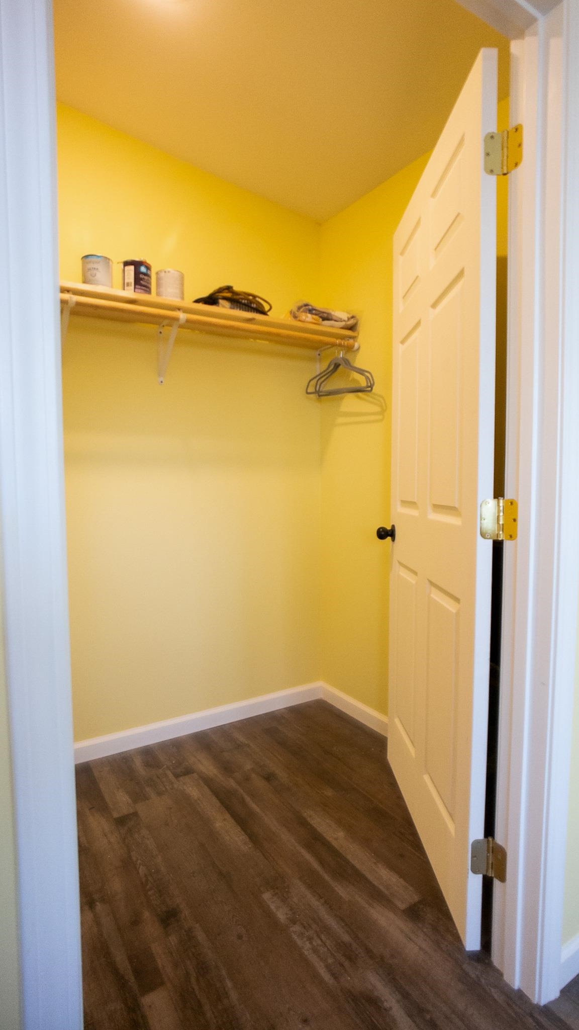 247 Shawnee Circle, Falls of Rough, Kentucky 40119, 3 Bedrooms Bedrooms, ,2 BathroomsBathrooms,Single Family Residence,For Sale,Shawnee Circle,94377