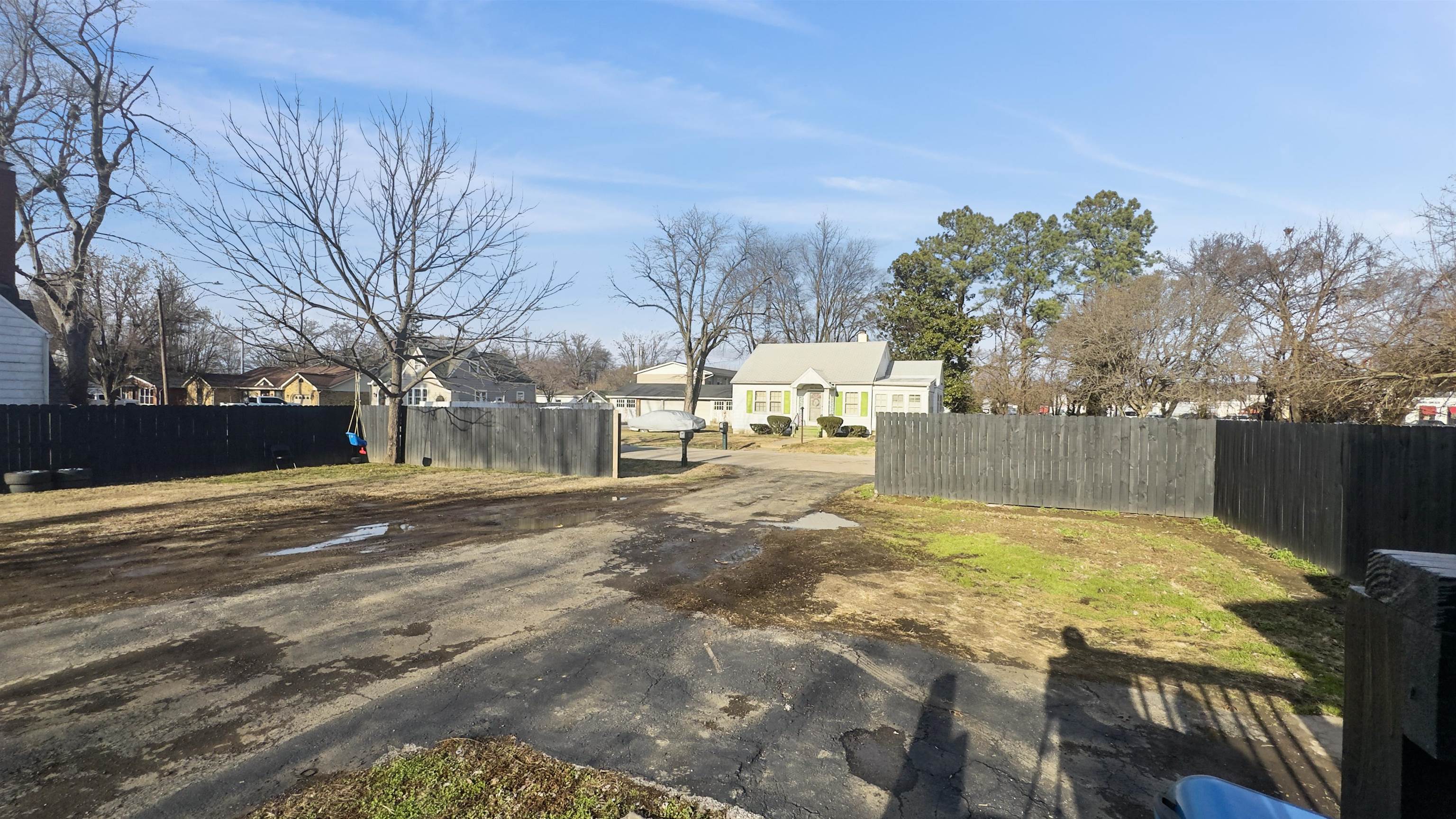 320 Harmony Ln, Henderson, Kentucky 42420, 6 Bedrooms Bedrooms, ,2 BathroomsBathrooms,Single Family Residence,For Sale,Harmony Ln,94379