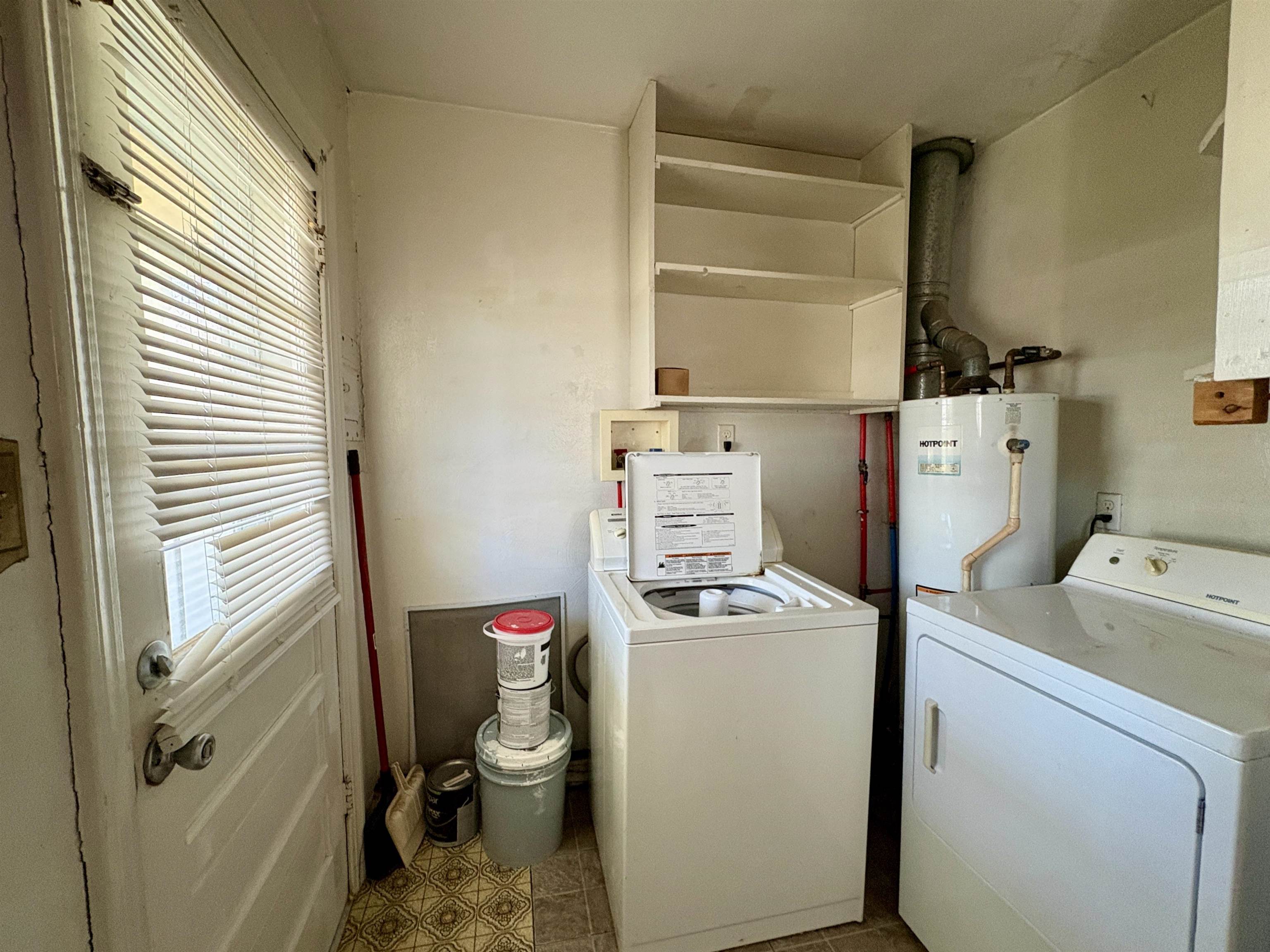 3403 St Ann St, Owensboro, Kentucky 42303, 2 Bedrooms Bedrooms, ,1 BathroomBathrooms,Single Family Residence,For Sale,St Ann St,94380