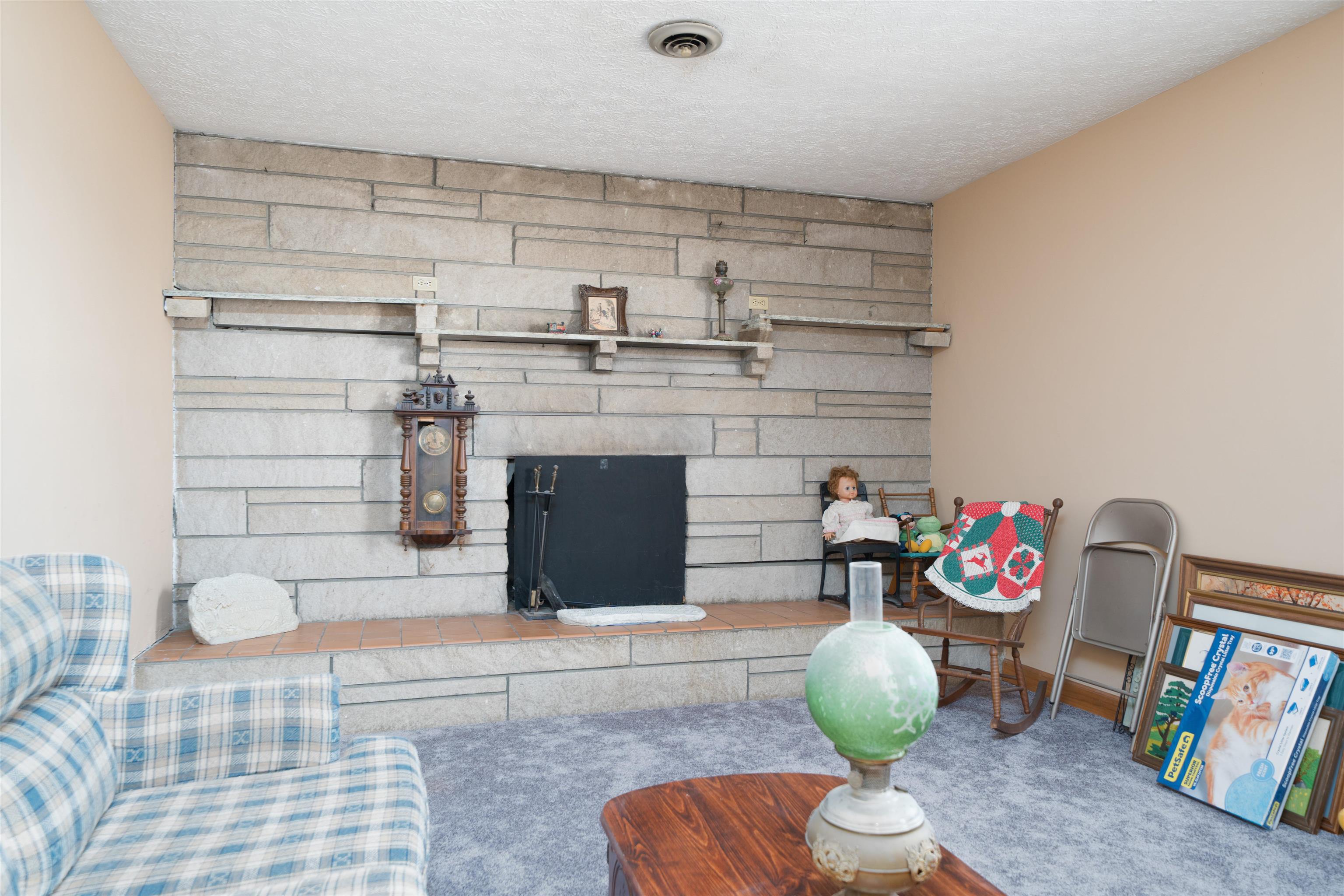 261 Abbie Avenue, Owensboro, Kentucky 42303, 3 Bedrooms Bedrooms, ,1 BathroomBathrooms,Single Family Residence,For Sale,Abbie Avenue,94383