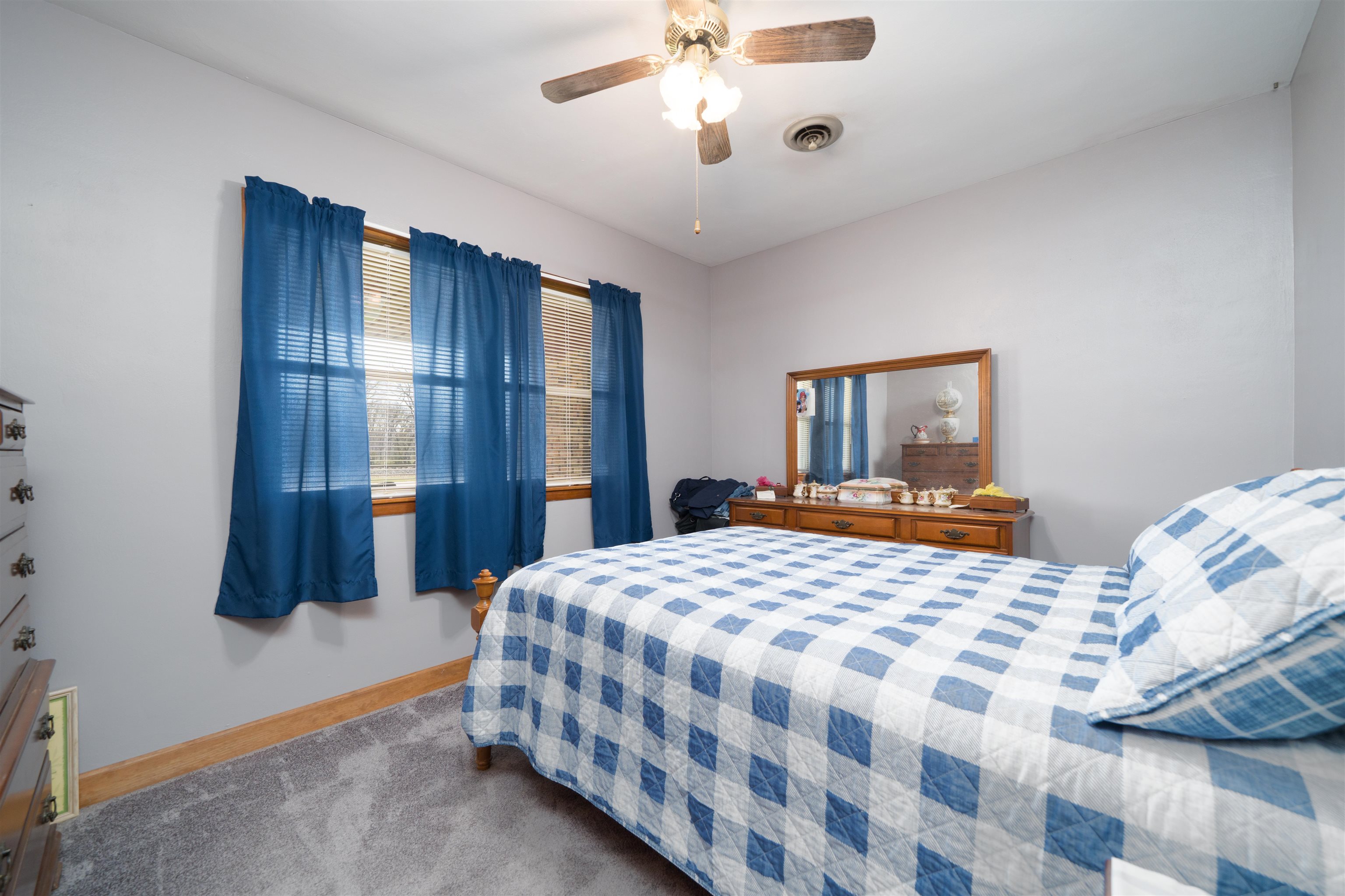 261 Abbie Avenue, Owensboro, Kentucky 42303, 3 Bedrooms Bedrooms, ,1 BathroomBathrooms,Single Family Residence,For Sale,Abbie Avenue,94383