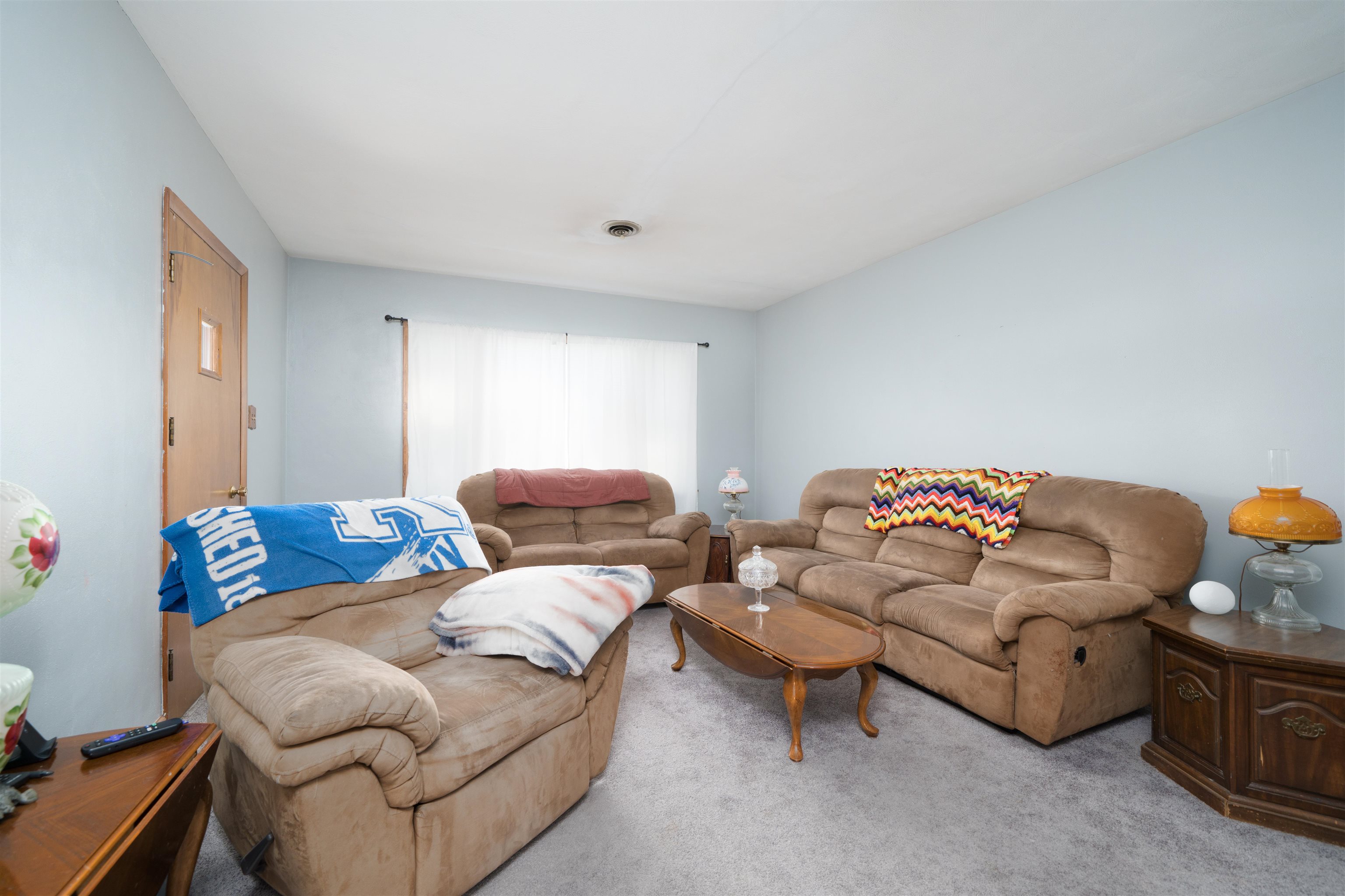 261 Abbie Avenue, Owensboro, Kentucky 42303, 3 Bedrooms Bedrooms, ,1 BathroomBathrooms,Single Family Residence,For Sale,Abbie Avenue,94383