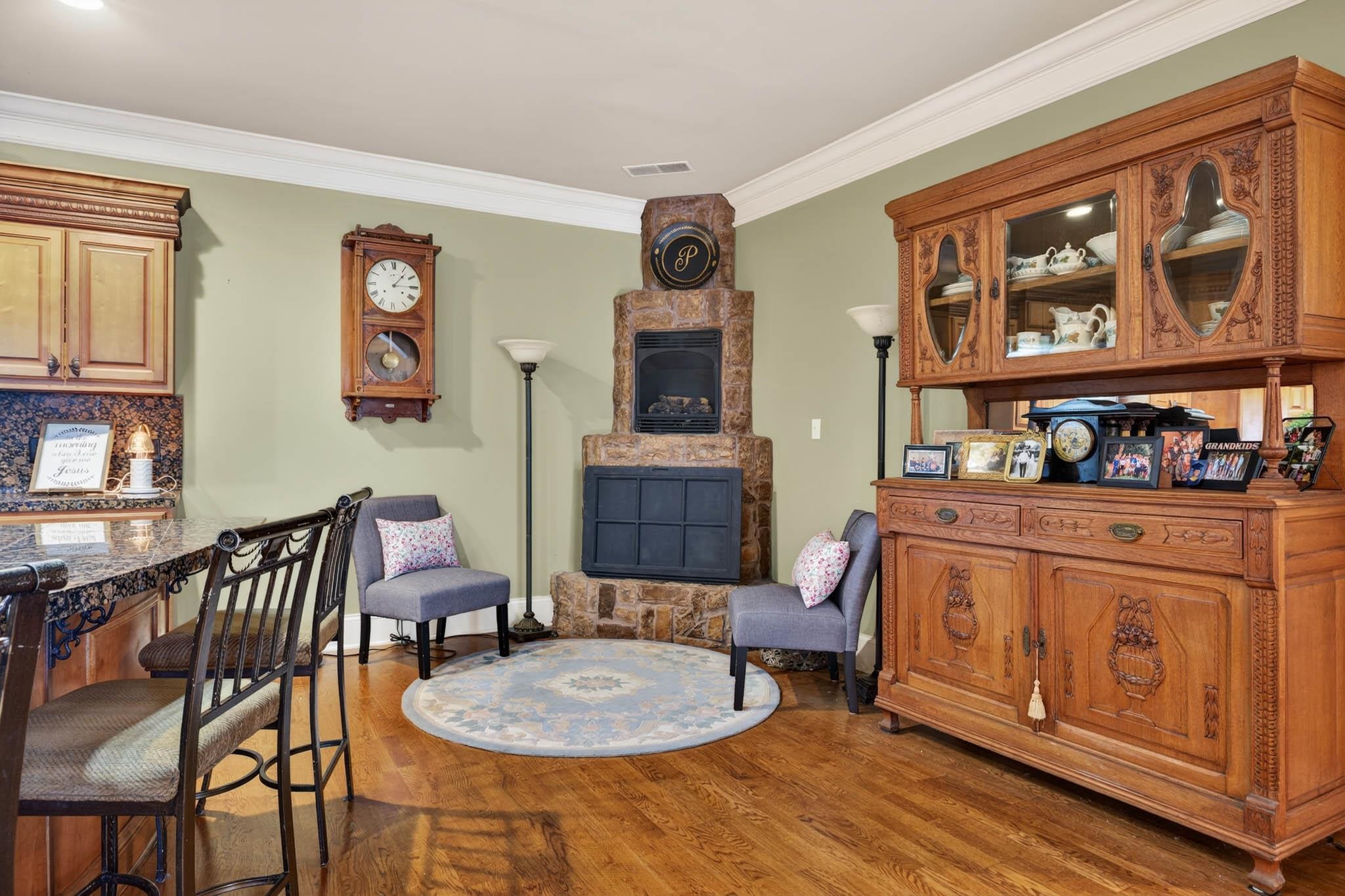 4701 Water Wheel Way, Owensboro, Kentucky 42303-2394, 4 Bedrooms Bedrooms, ,3 BathroomsBathrooms,Single Family Residence,For Sale,Water Wheel Way,94387