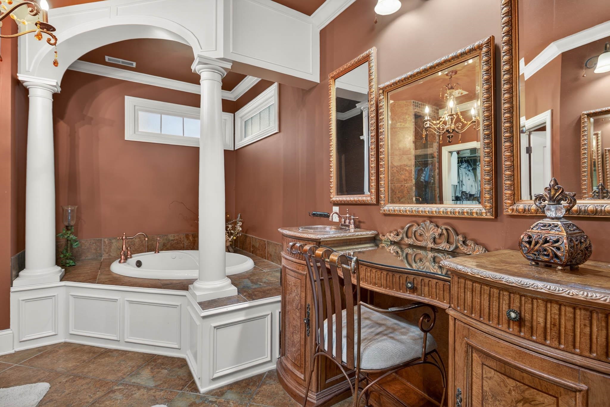 4701 Water Wheel Way, Owensboro, Kentucky 42303-2394, 4 Bedrooms Bedrooms, ,3 BathroomsBathrooms,Single Family Residence,For Sale,Water Wheel Way,94387