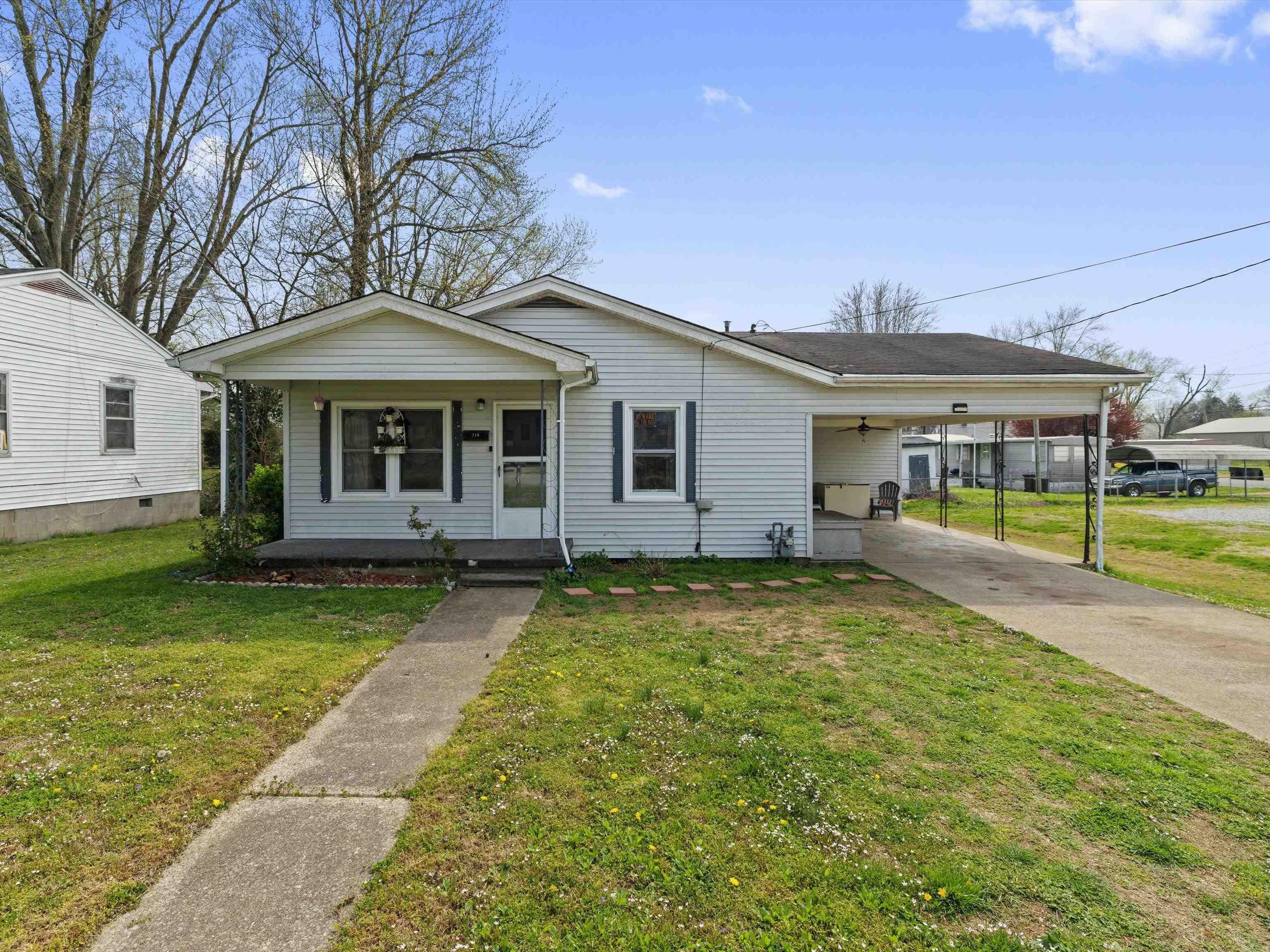 710 Madison St, Hartford, Kentucky 42347, 3 Bedrooms Bedrooms, ,2 BathroomsBathrooms,Single Family Residence,For Sale,Madison St,94388