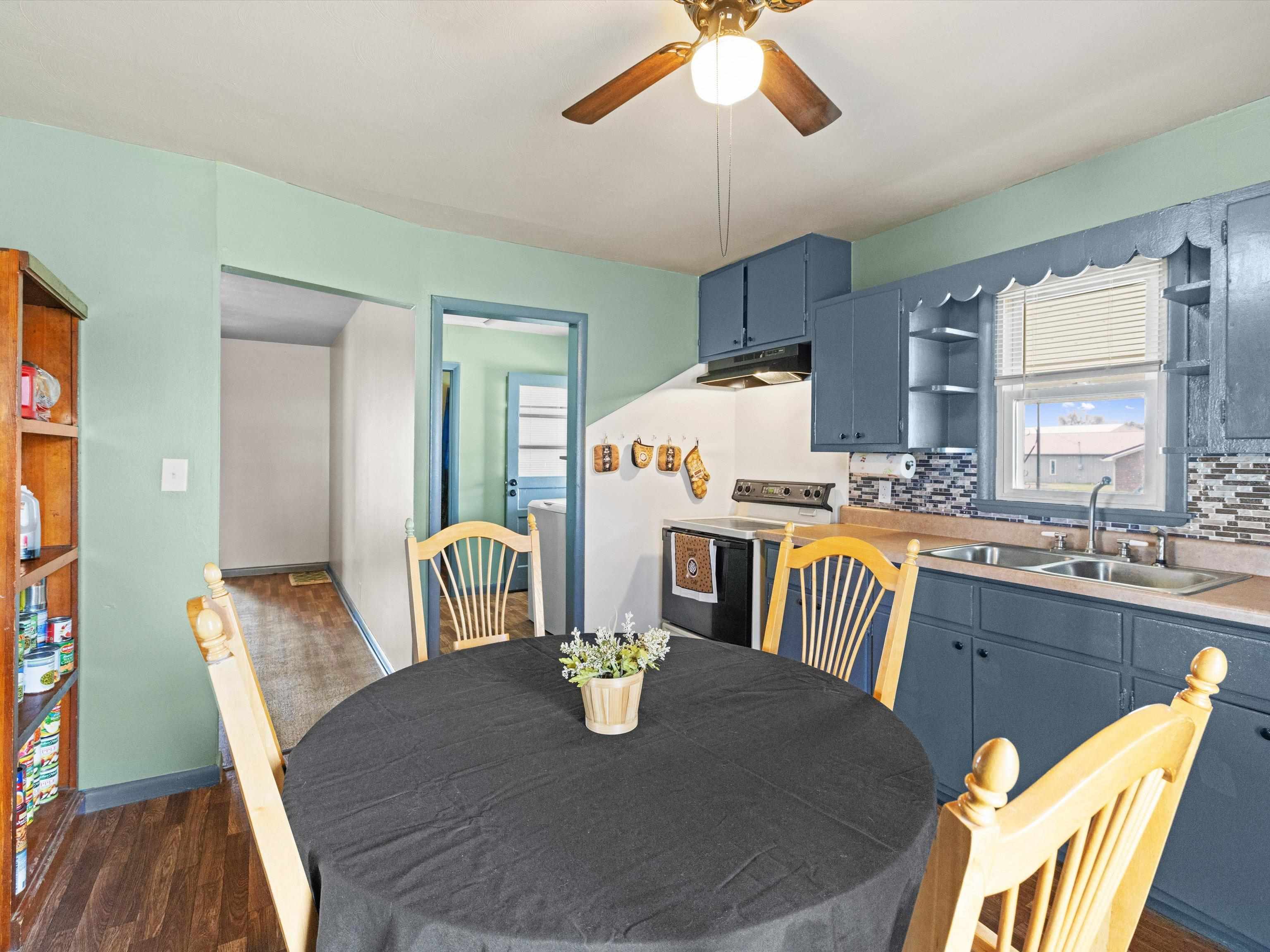 710 Madison St, Hartford, Kentucky 42347, 3 Bedrooms Bedrooms, ,2 BathroomsBathrooms,Single Family Residence,For Sale,Madison St,94388