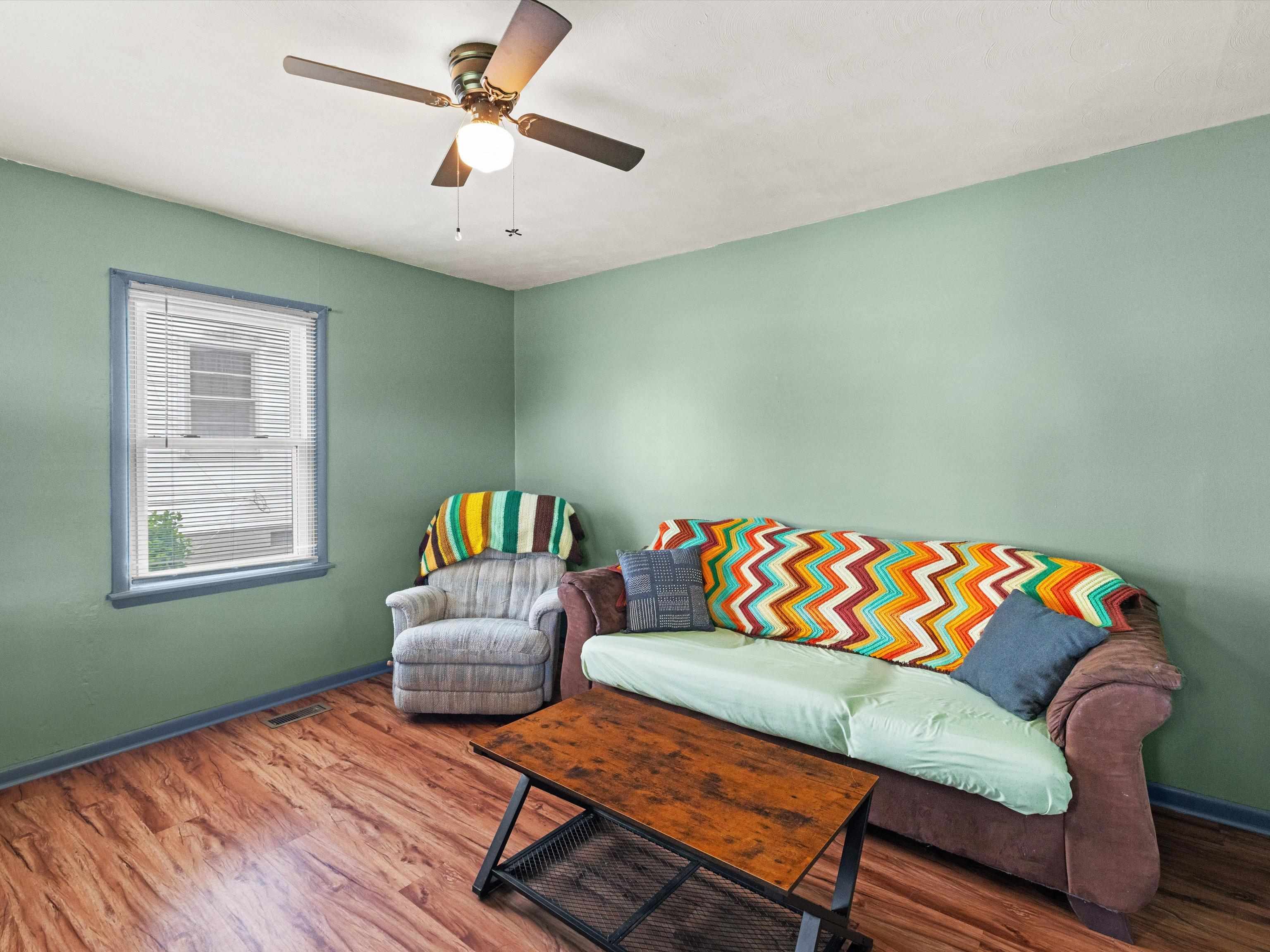 710 Madison St, Hartford, Kentucky 42347, 3 Bedrooms Bedrooms, ,2 BathroomsBathrooms,Single Family Residence,For Sale,Madison St,94388