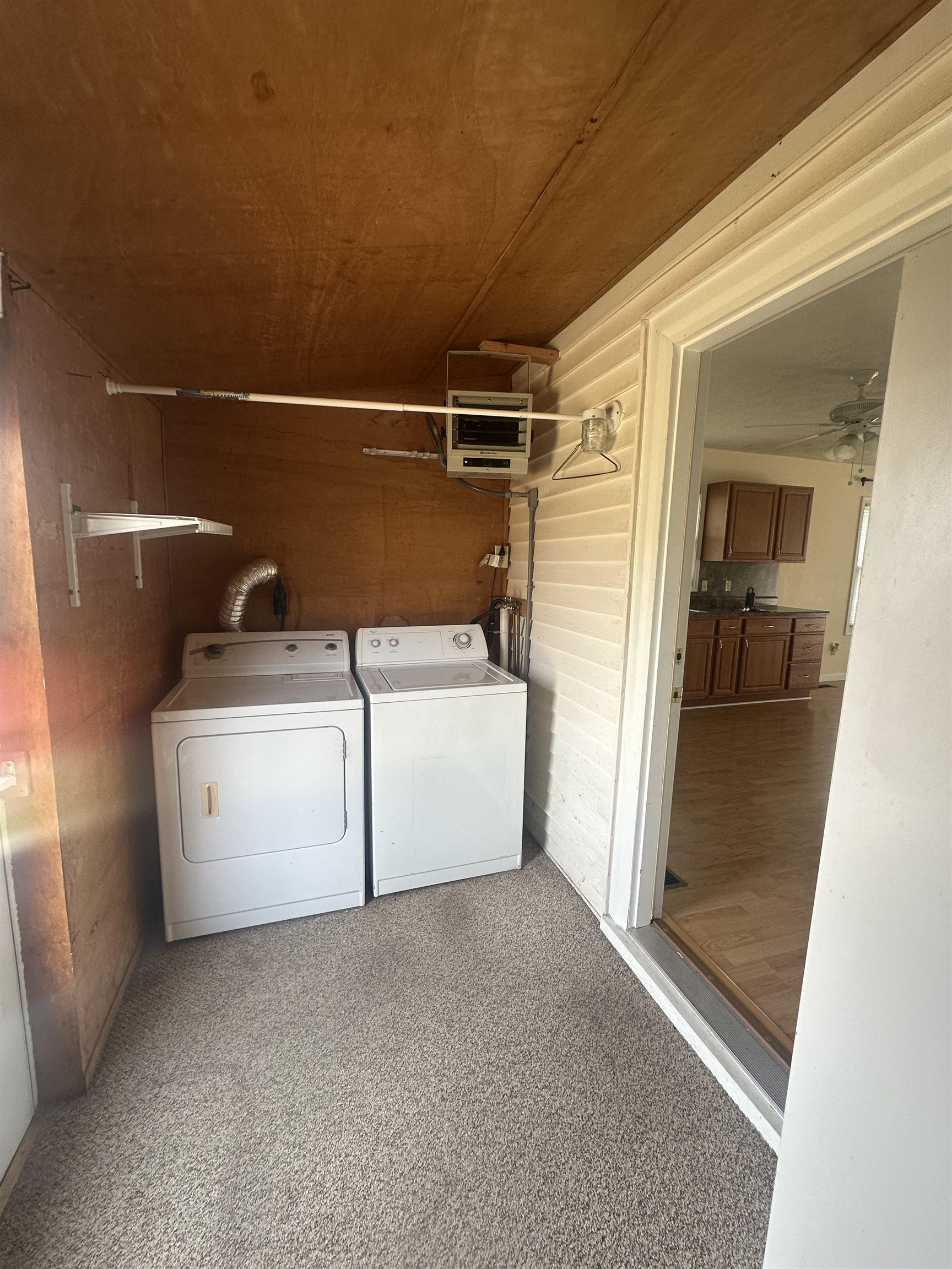 1125 11th Street, Owensboro, Kentucky 42301, 2 Bedrooms Bedrooms, ,1 BathroomBathrooms,Single Family Residence,For Sale,11th Street,94389