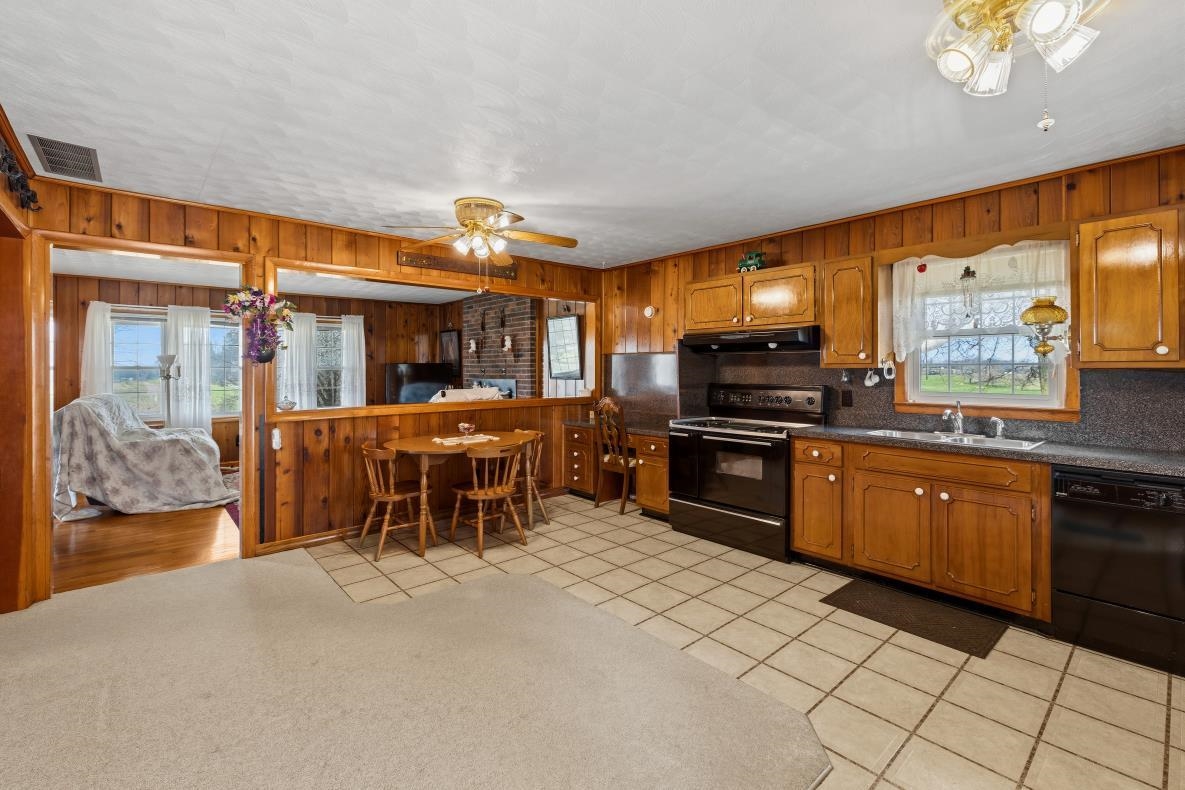 5427 Lee Rudy Road (Daviess County), Owensboro, Kentucky 42301, 4 Bedrooms Bedrooms, ,1 BathroomBathrooms,Single Family Residence,For Sale,Lee Rudy Road (Daviess County),94394